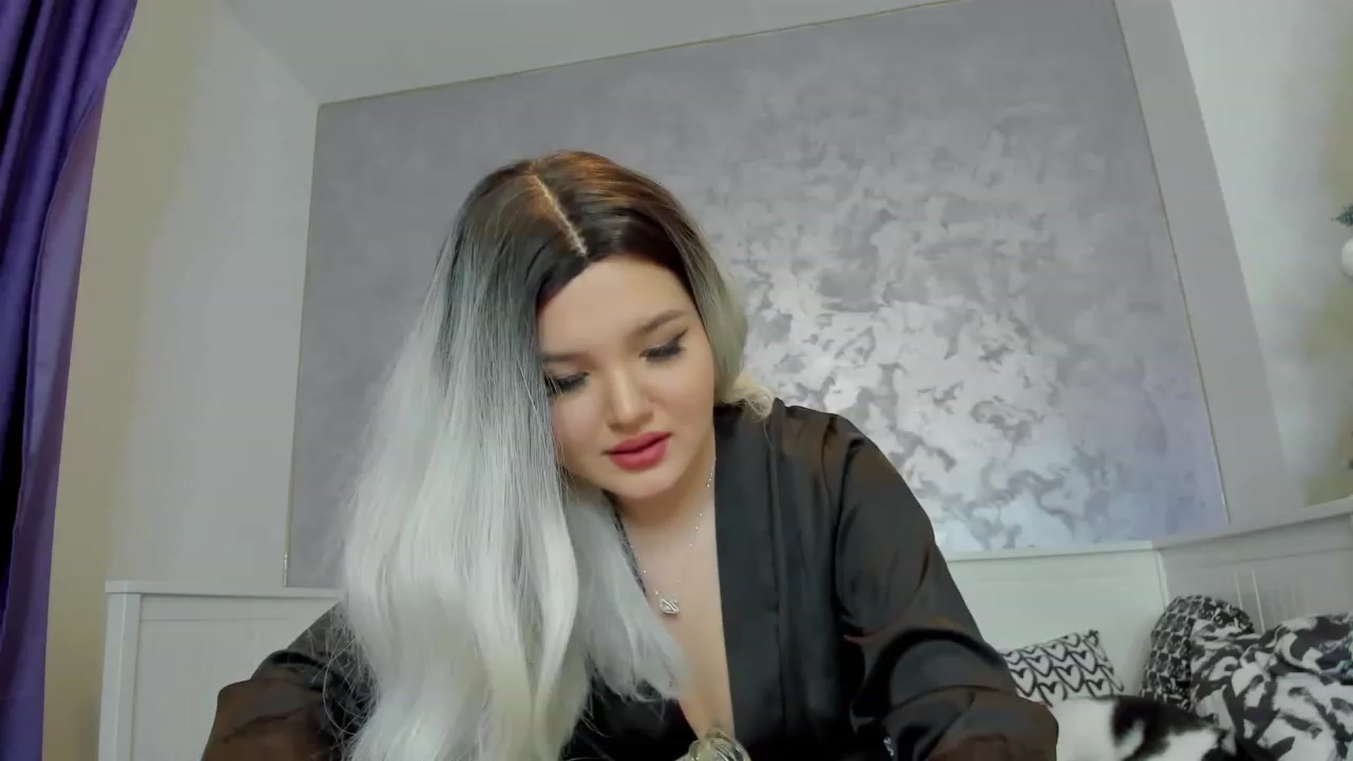 Gallery image thumbnail from JFantasy's myfreecams stream on, 02/08/2023, 24:02 image 13 of 20