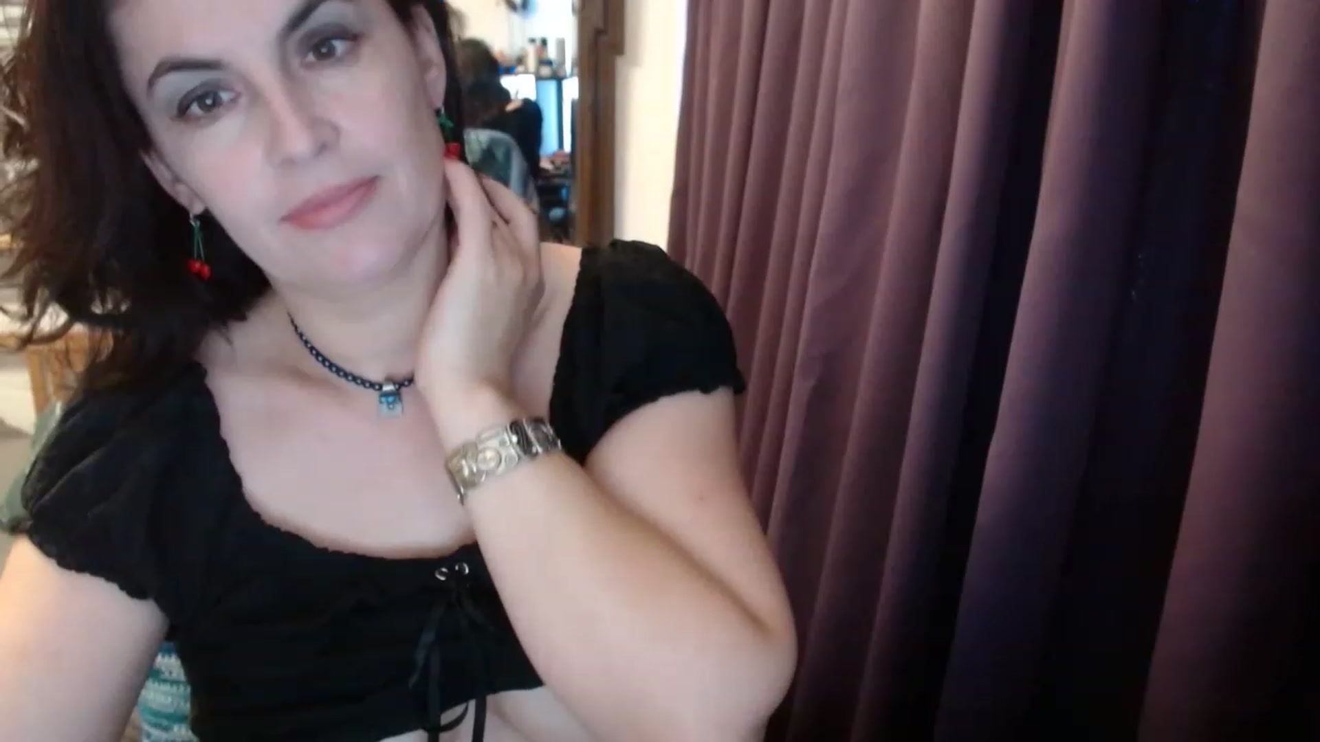 Gallery image thumbnail from JLori's myfreecams stream on, 11/16/2022, 11:58 image 3 of 20