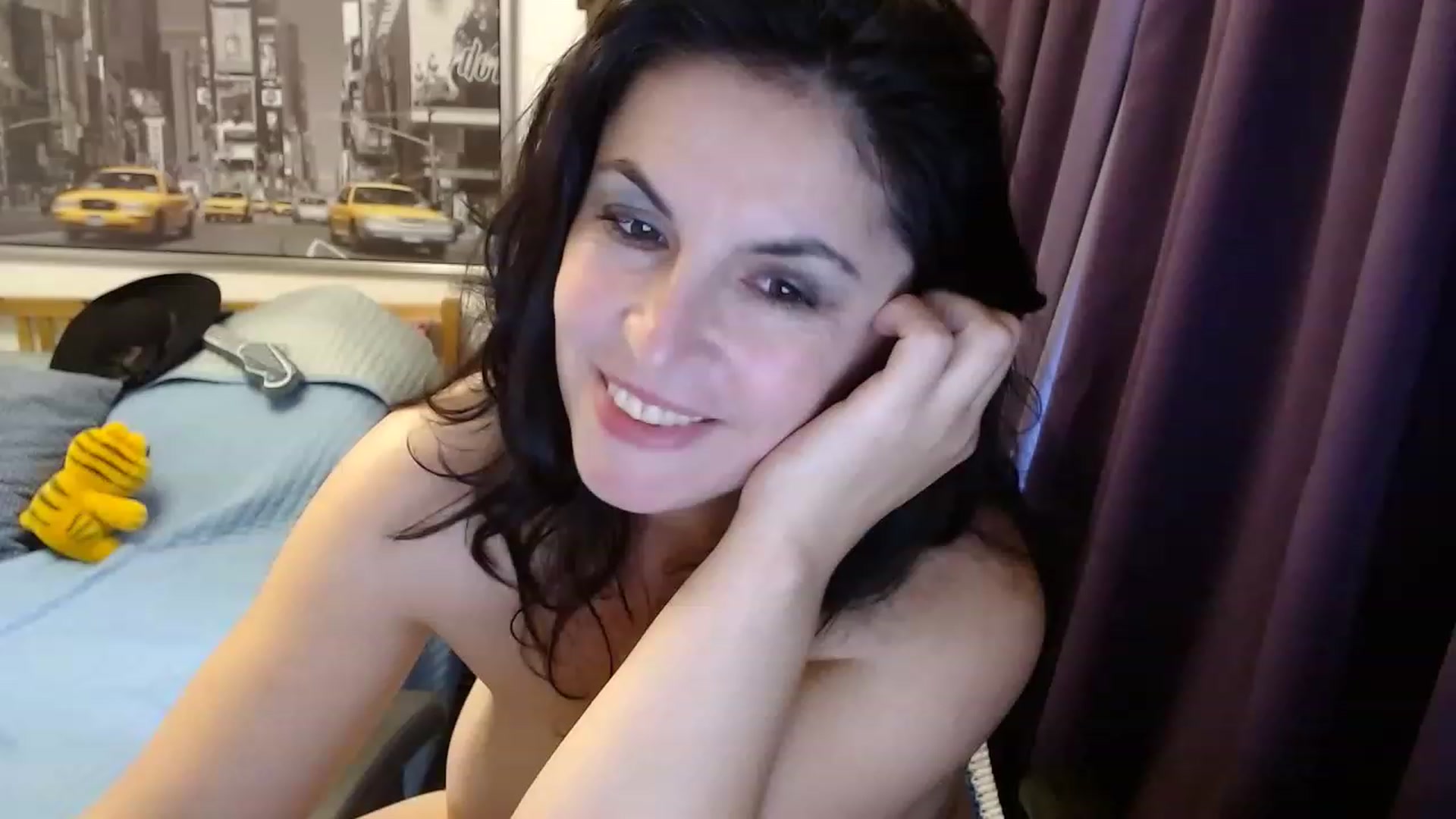 Gallery image thumbnail from JLori's myfreecams stream on, 11/28/2022, 12:42 image 13 of 20