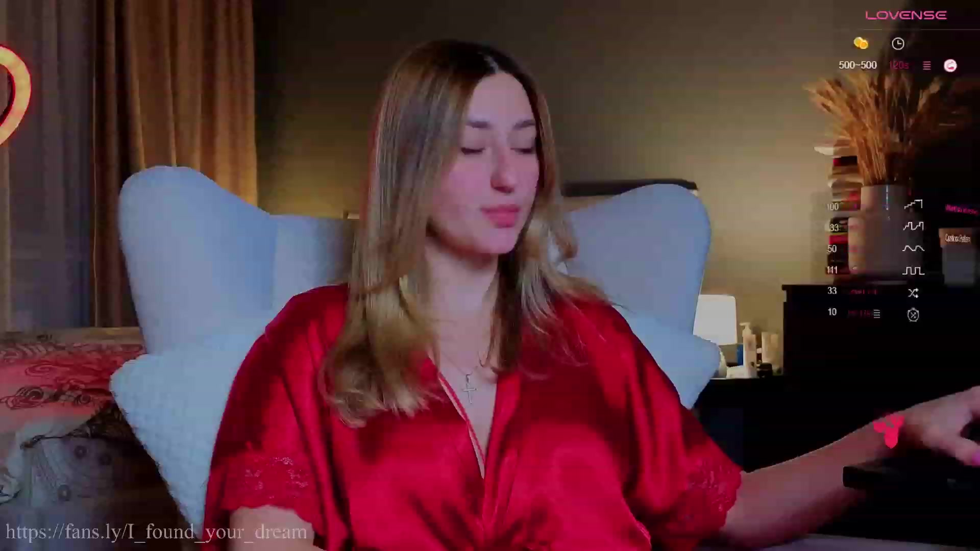 Gallery image thumbnail from JNeir_'s myfreecams stream on, 11/15/2023, 14:56 image 3 of 20