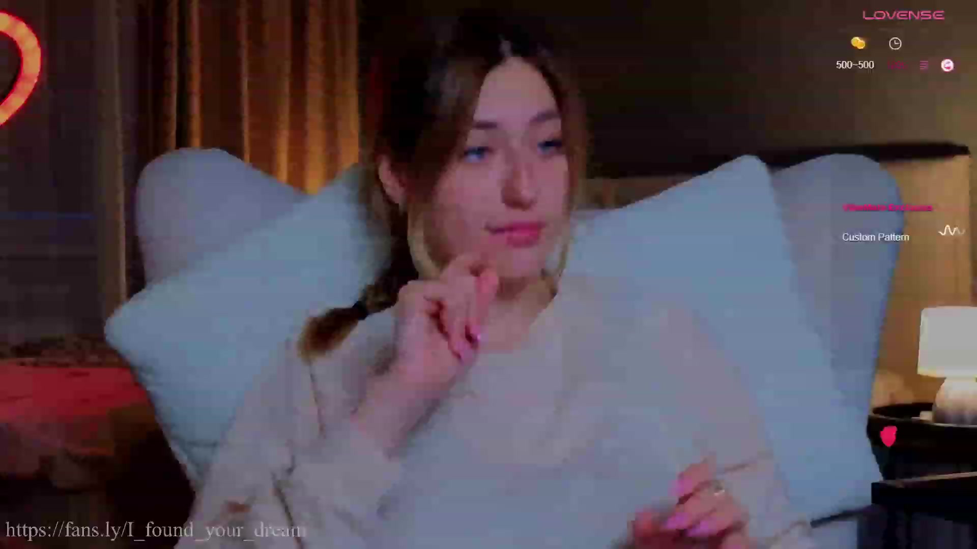 Gallery image thumbnail from JNeir_'s myfreecams stream on, 11/17/2023, 13:54 image 13 of 20