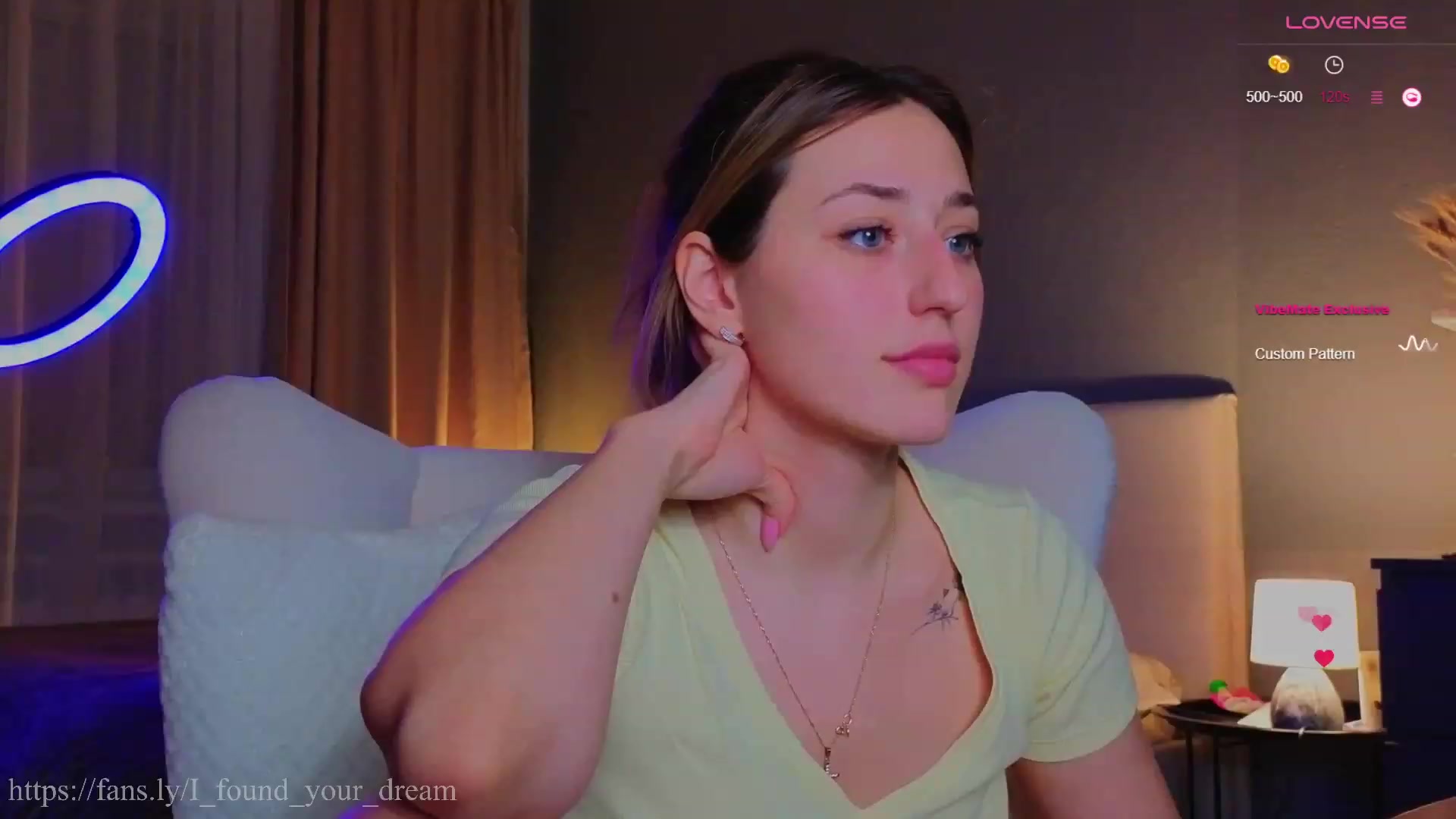 Gallery image thumbnail from JNeir_'s myfreecams stream on, 11/24/2023, 15:49 image 3 of 20