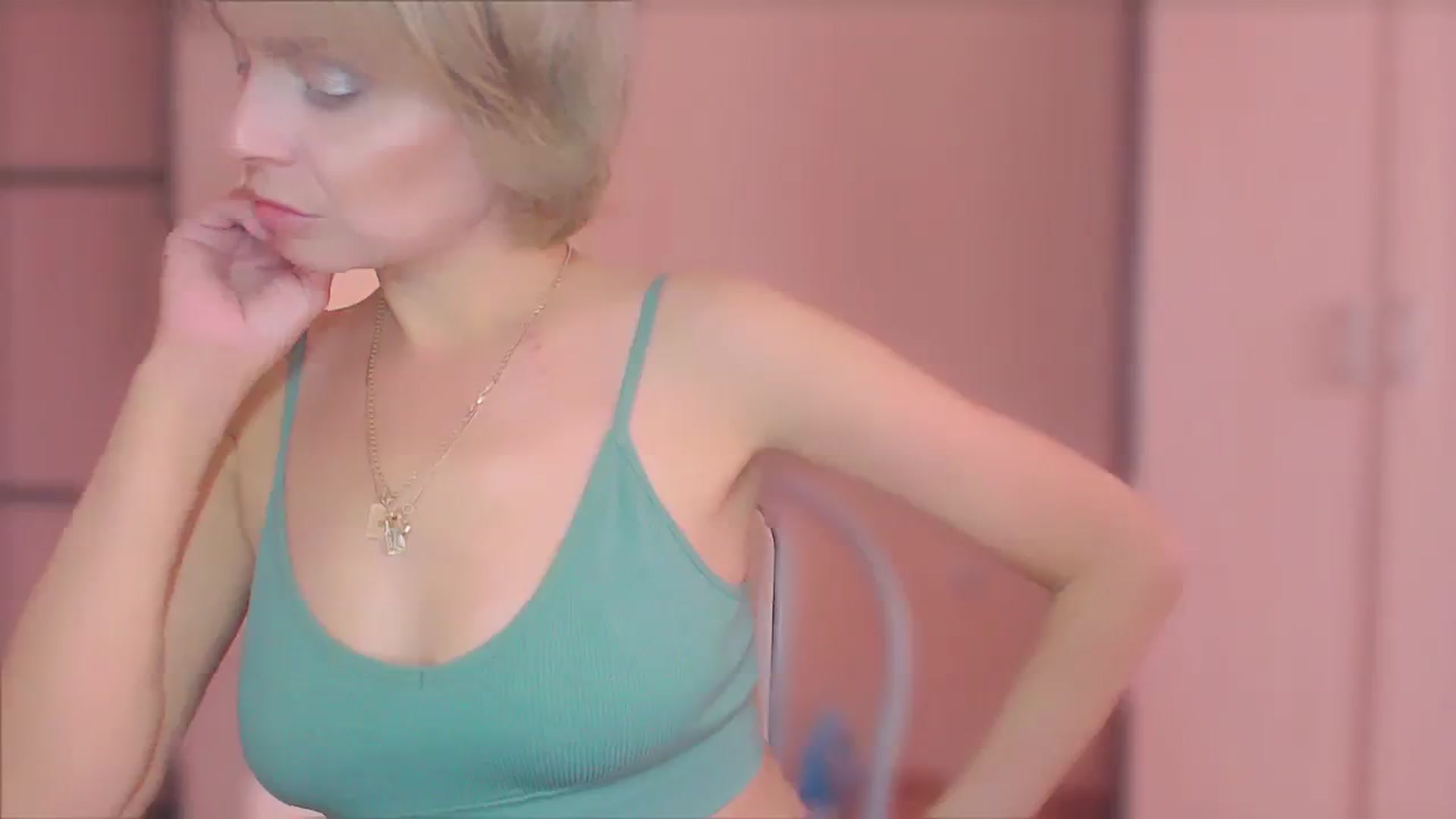 Gallery image thumbnail from JOIgirl's myfreecams stream on, 09/13/2023, 05:57 image 18 of 20