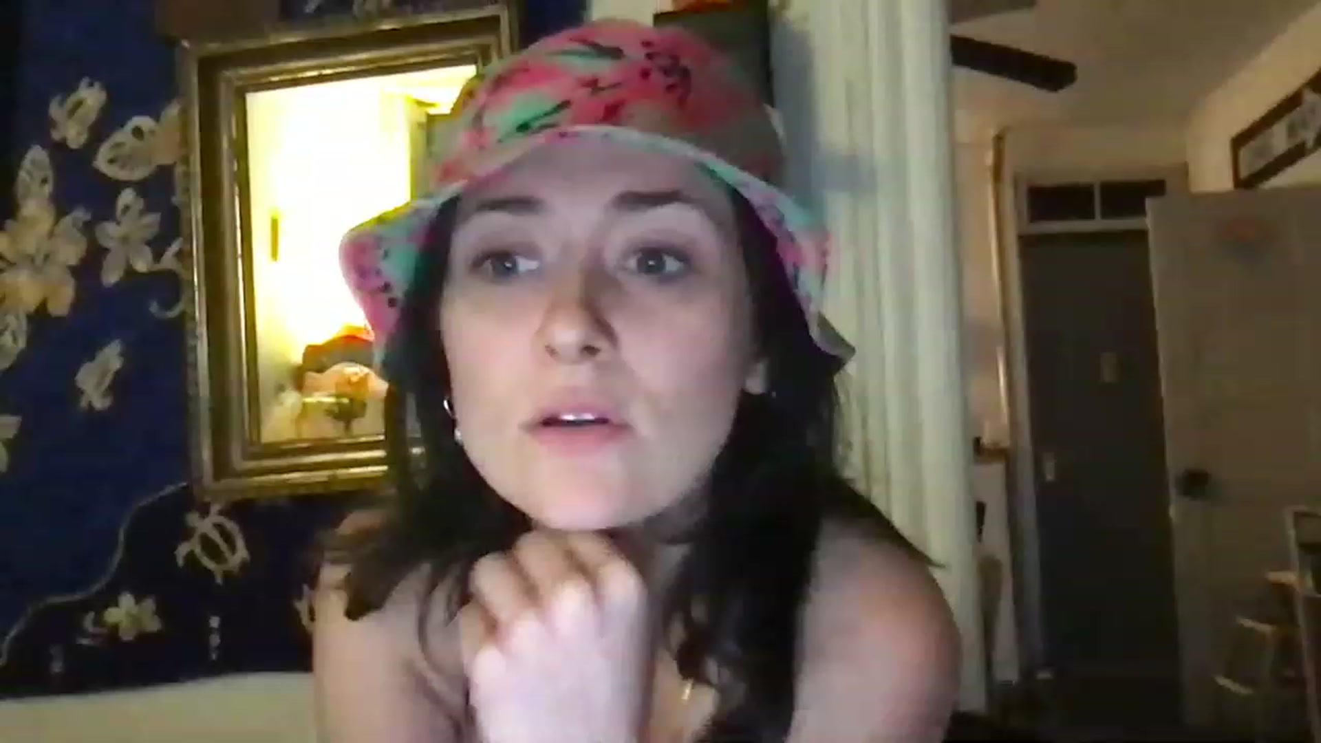 Gallery image thumbnail from JULI3TT3's myfreecams stream on, 11/23/2022, 20:06 image 19 of 20