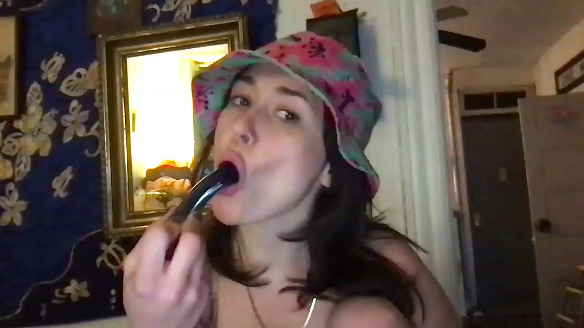 Gallery image thumbnail from JULI3TT3's myfreecams stream on, 11/23/2022, 20:06 image 6 of 20