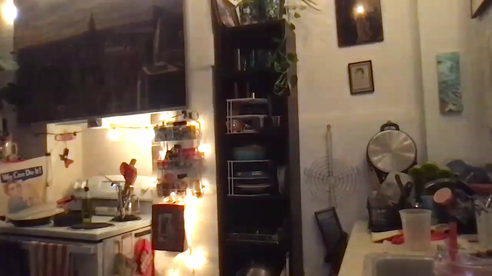 Gallery image thumbnail from JULI3TT3's myfreecams stream on, 11/27/2022, 23:24 image 8 of 20