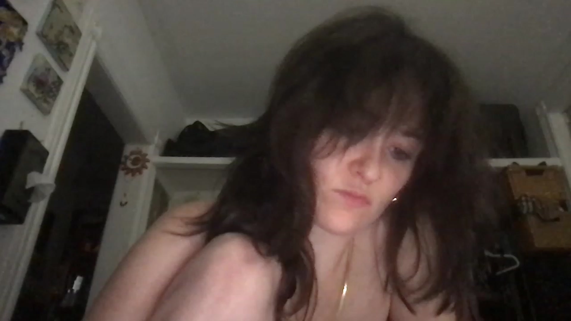 Gallery image thumbnail from JULI3TT3's myfreecams stream on, 01/31/2023, 20:31 image 16 of 20