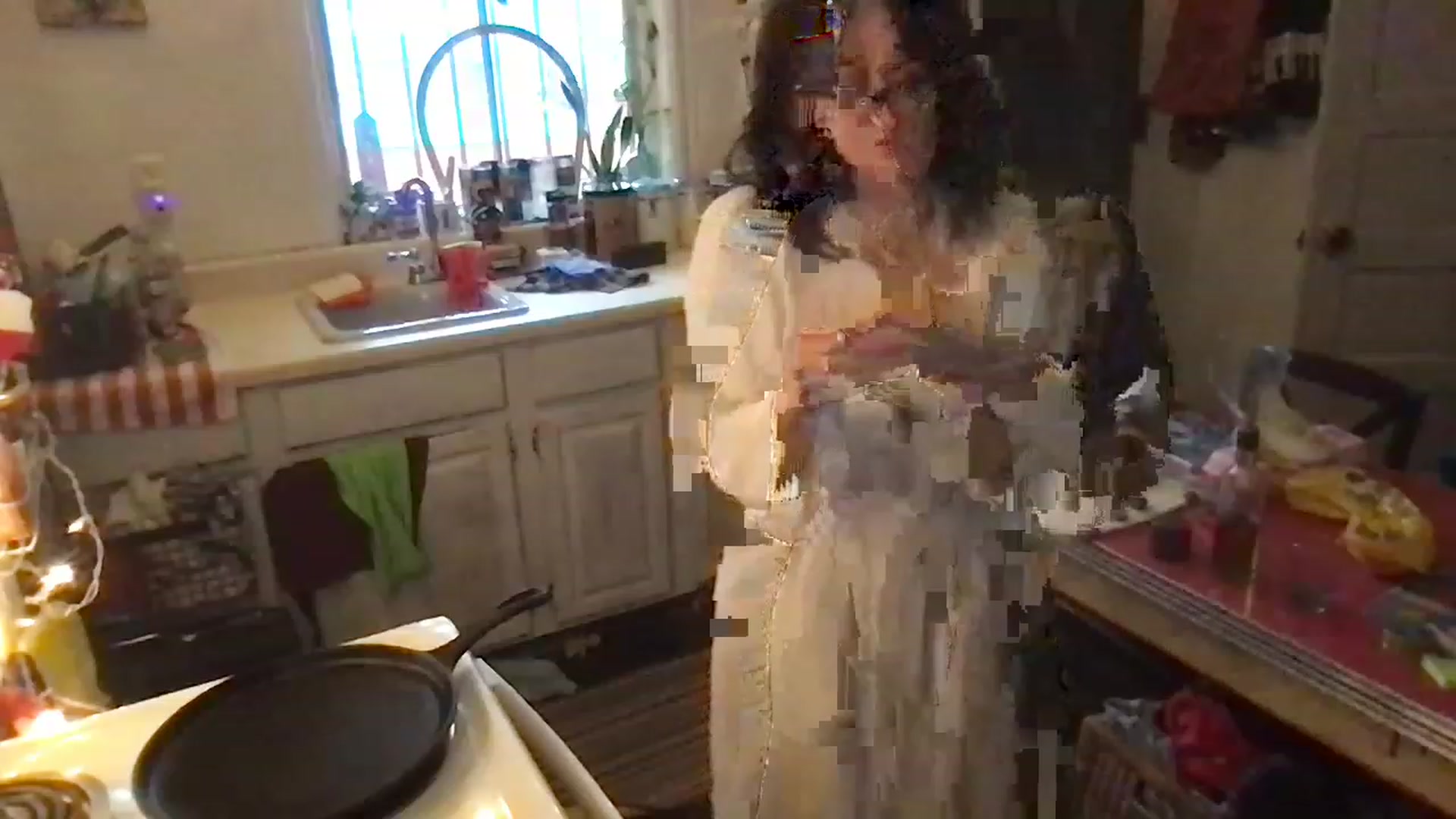 Gallery image thumbnail from JULI3TT3's myfreecams stream on, 02/07/2023, 19:19 image 14 of 20