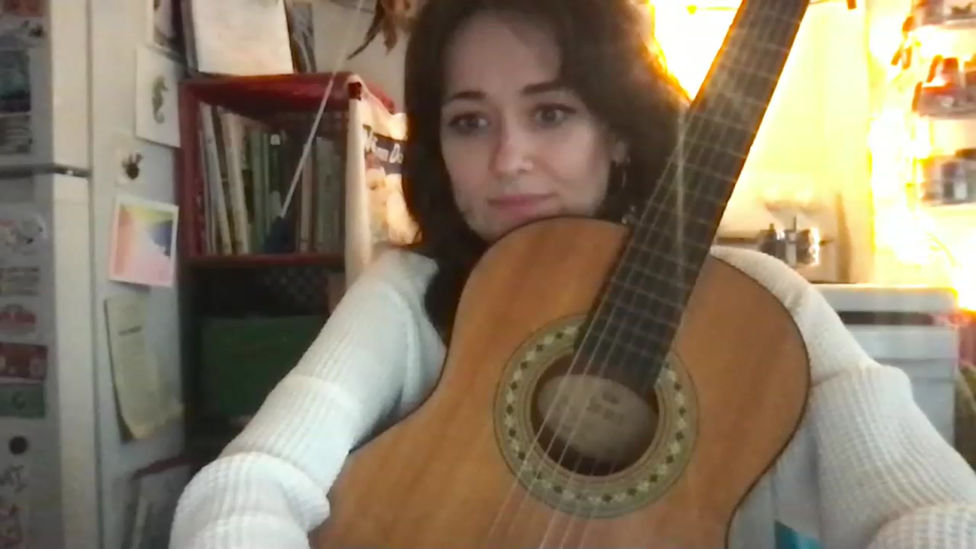 Gallery image thumbnail from JULI3TT3's myfreecams stream on, 03/23/2023, 17:58 image 4 of 20