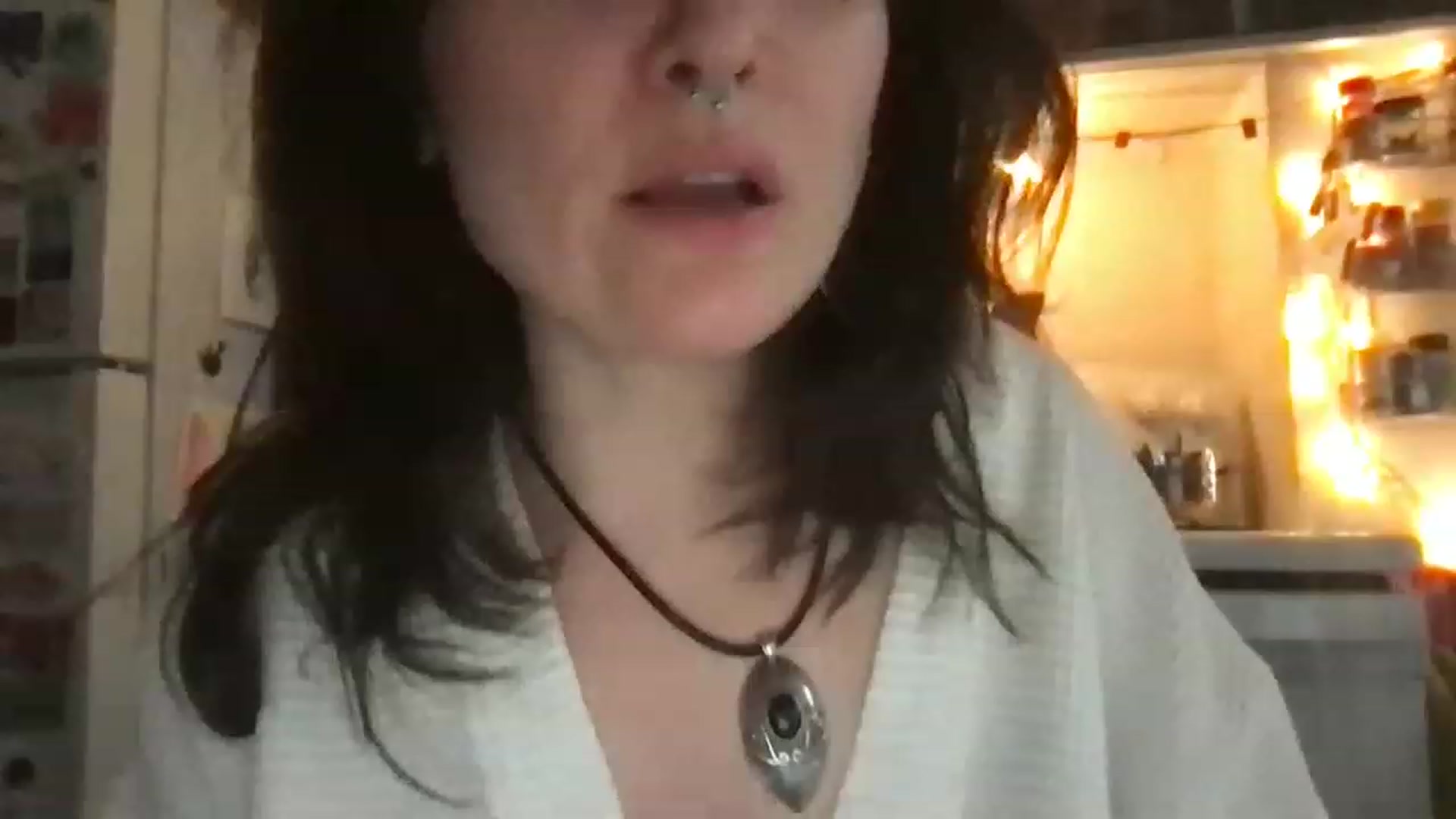 Gallery image thumbnail from JULI3TT3's myfreecams stream on, 03/23/2023, 17:58 image 10 of 20