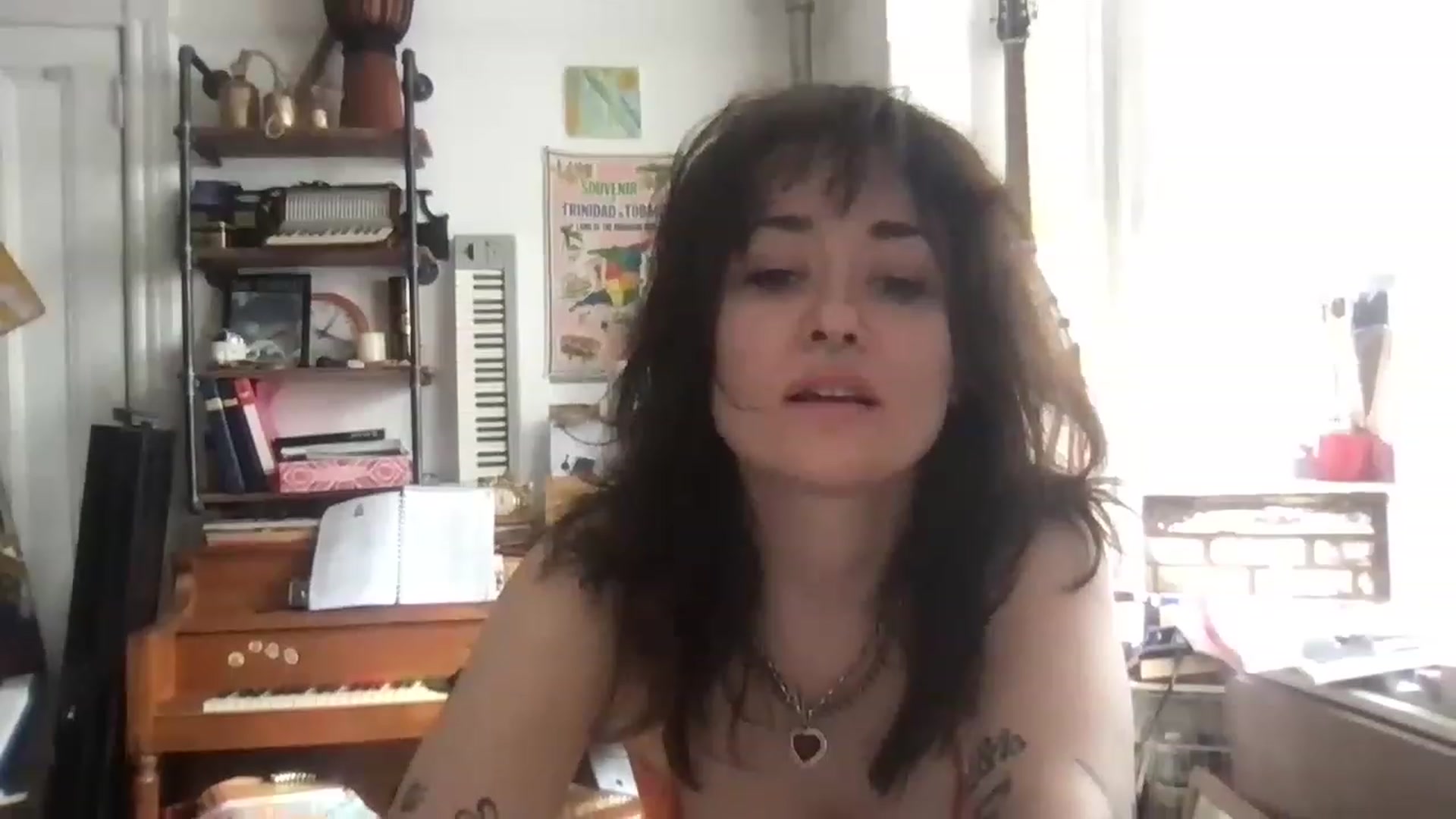 Gallery image thumbnail from JULI3TT3's myfreecams stream on, 03/26/2023, 20:38 image 4 of 20