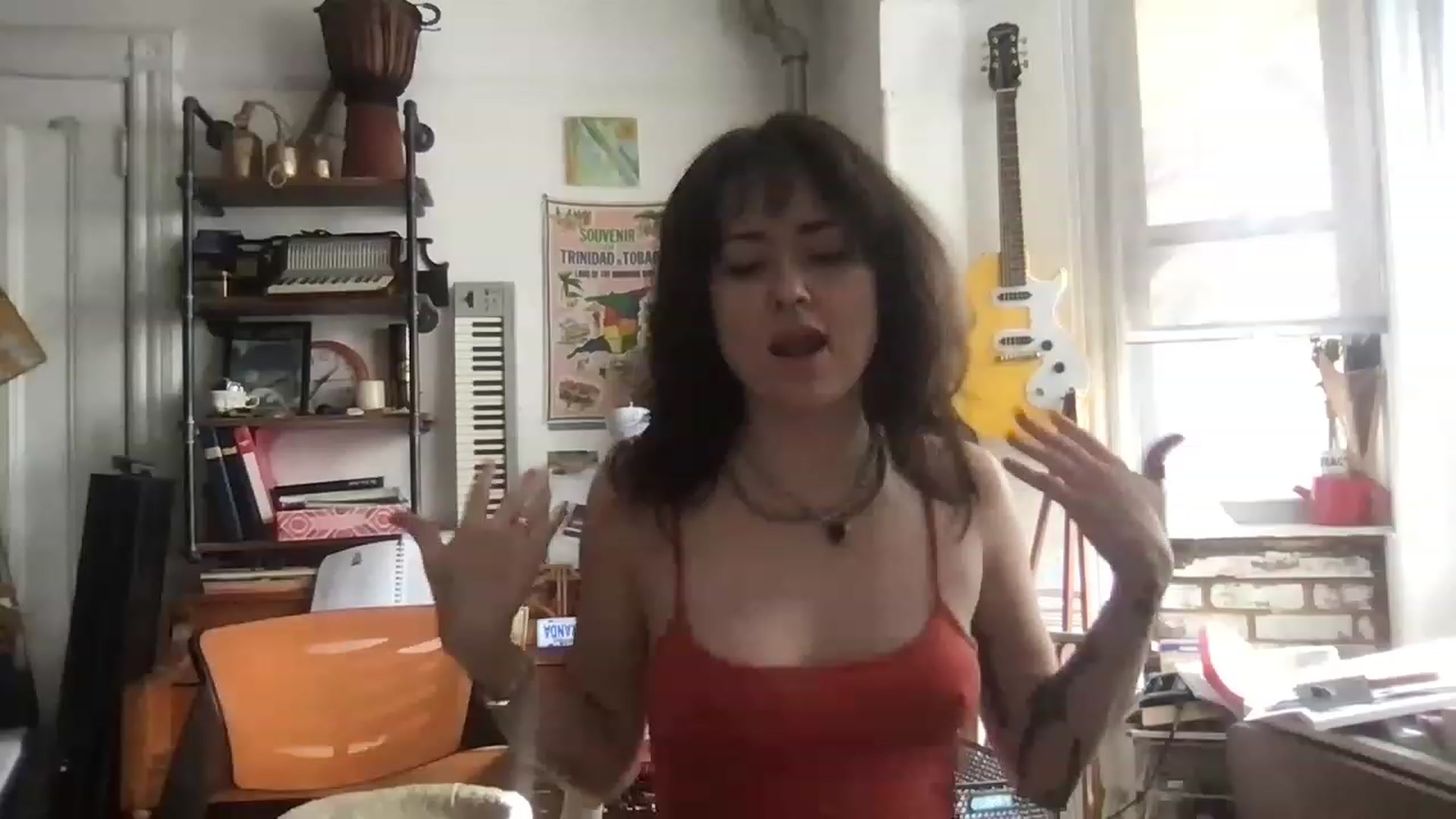 Gallery image thumbnail from JULI3TT3's myfreecams stream on, 03/26/2023, 20:38 image 8 of 20