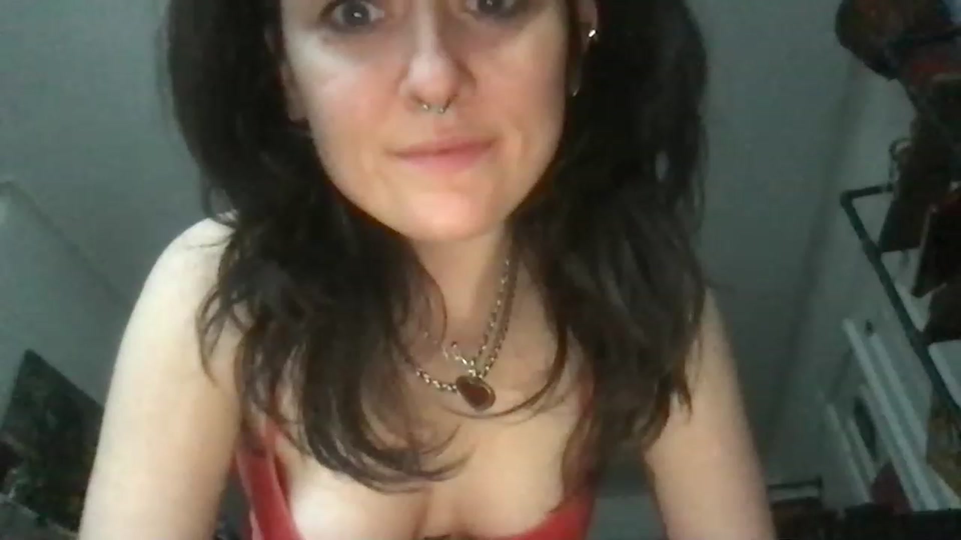 Gallery image thumbnail from JULI3TT3's myfreecams stream on, 03/26/2023, 21:16 image 14 of 20