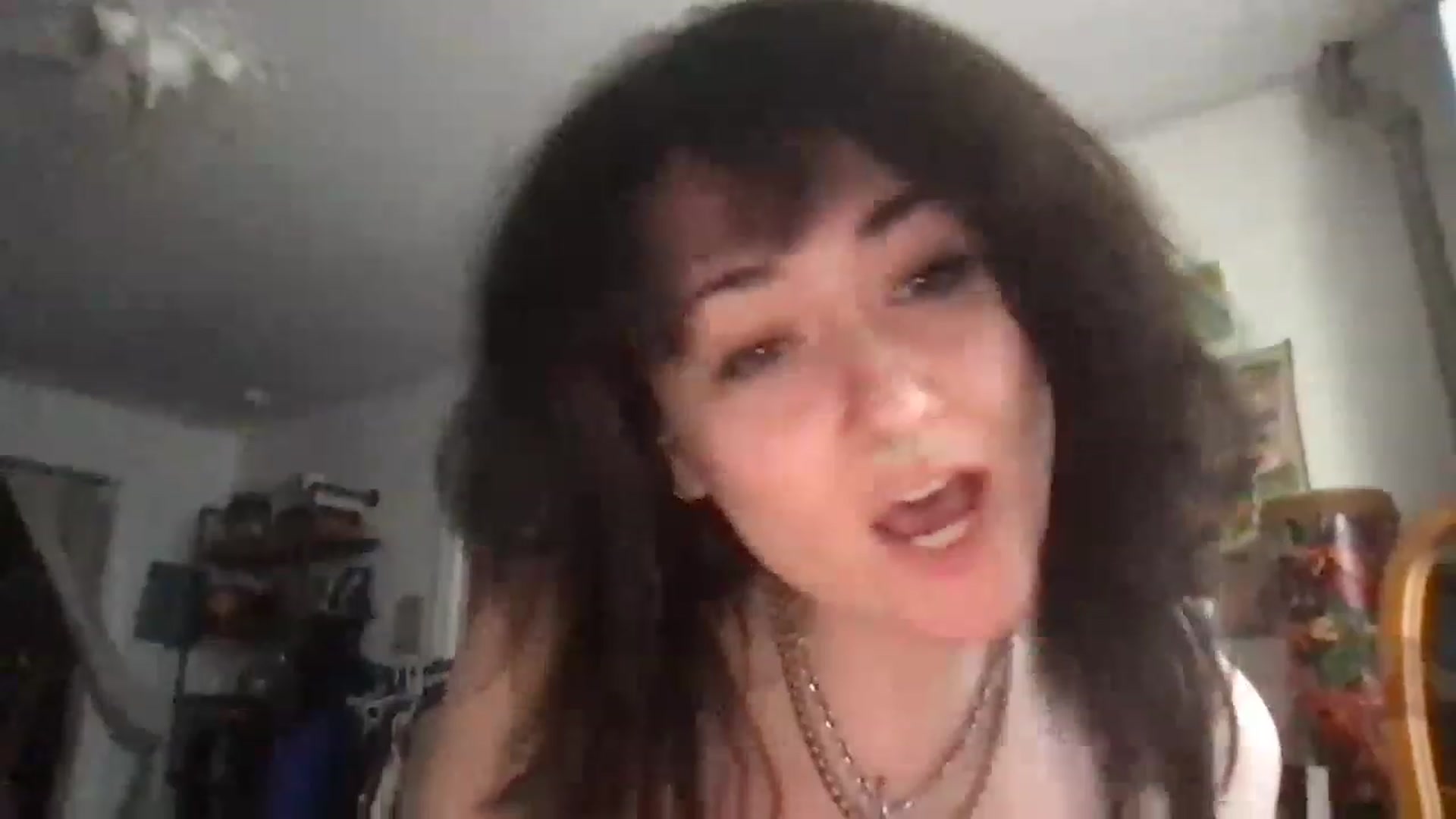Gallery image thumbnail from JULI3TT3's myfreecams stream on, 03/26/2023, 21:16 image 7 of 20