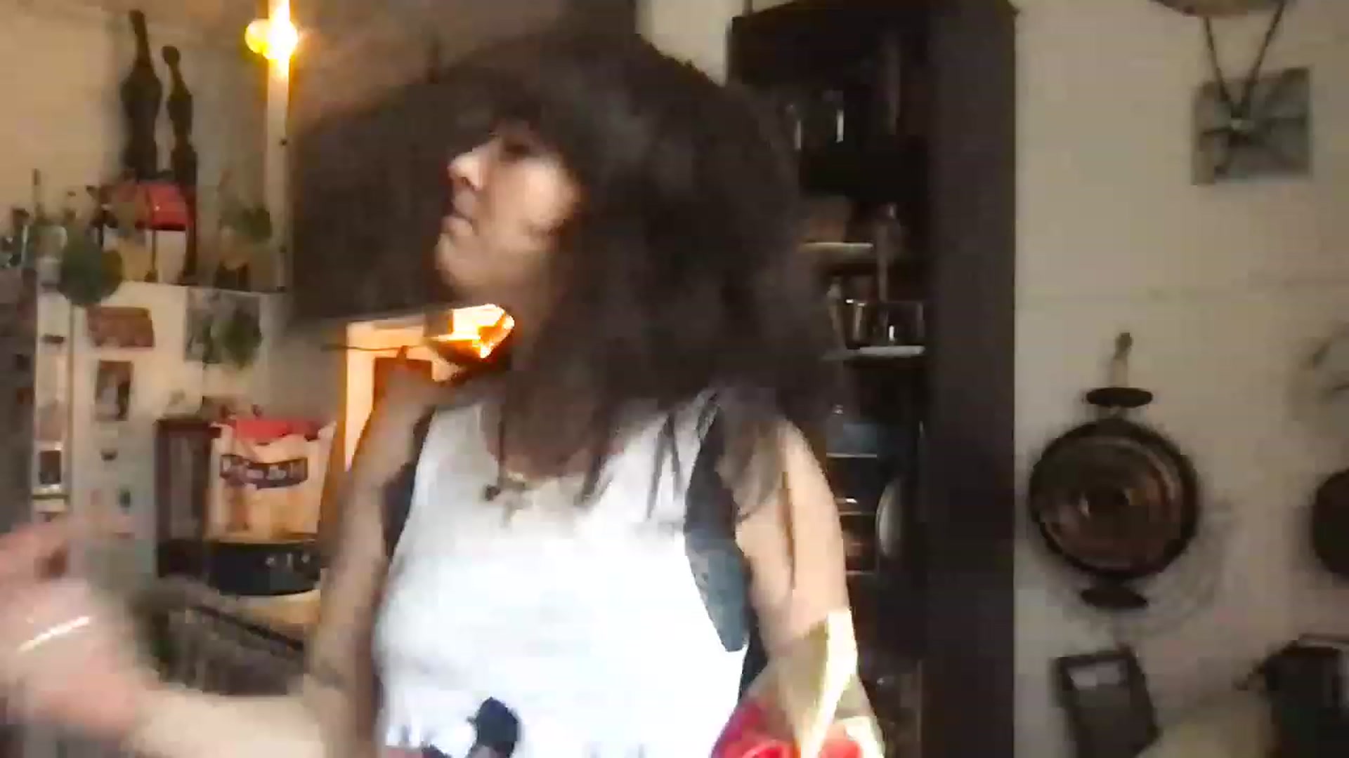 Gallery image thumbnail from JULI3TT3's myfreecams stream on, 04/15/2023, 17:24 image 1 of 20