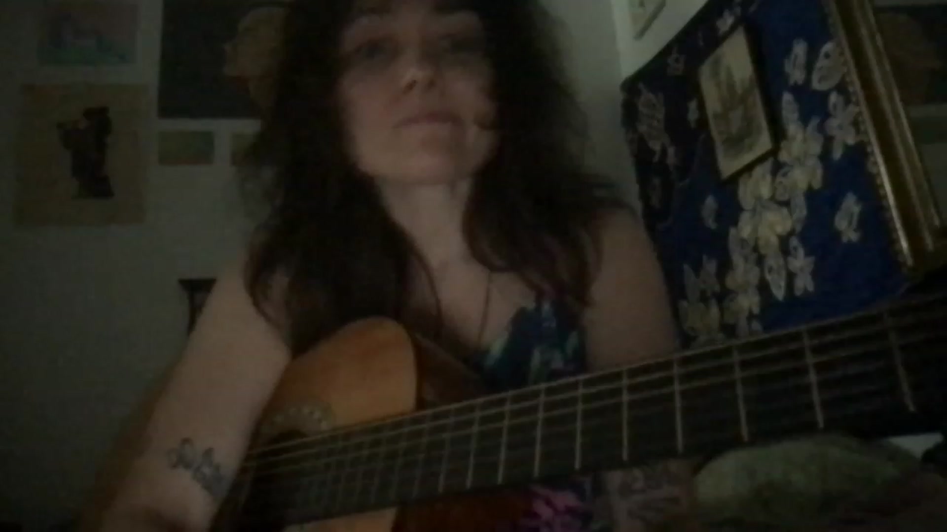 Gallery image thumbnail from JULI3TT3's myfreecams stream on, 06/17/2023, 20:54 image 8 of 20