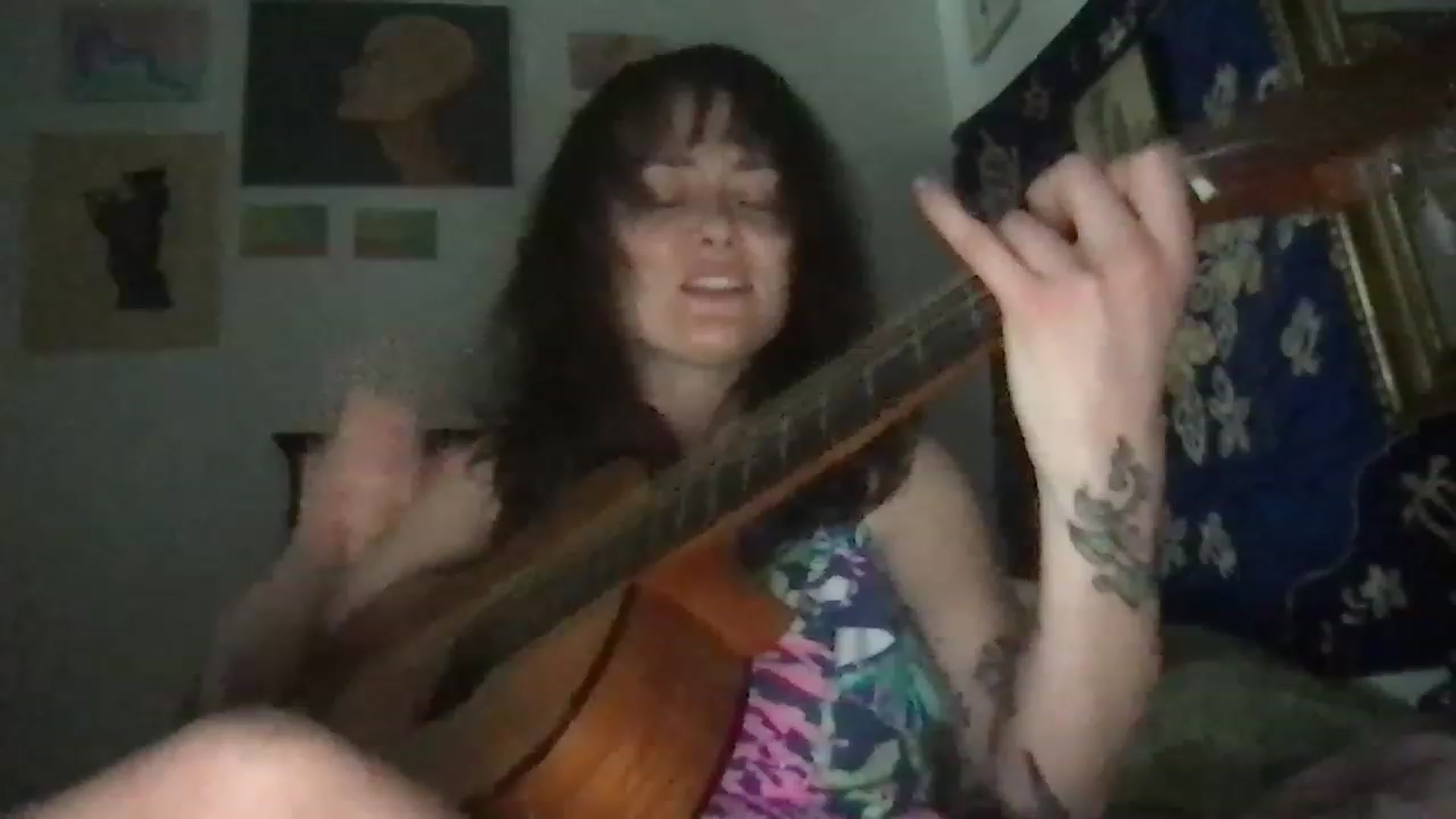 Gallery image thumbnail from JULI3TT3's myfreecams stream on, 06/17/2023, 20:54 image 4 of 20