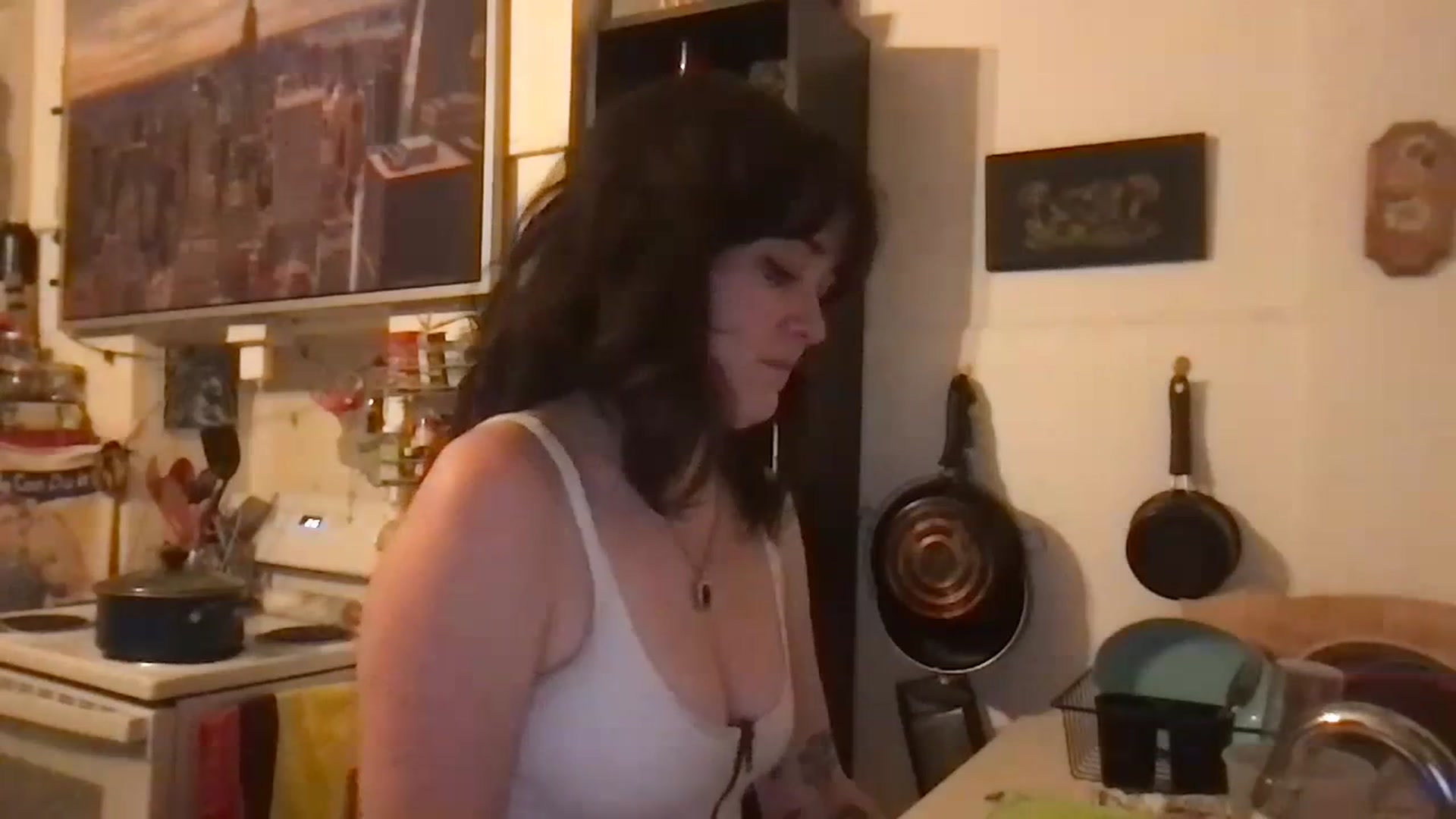 Gallery image thumbnail from JULI3TT3's myfreecams stream on, 07/04/2023, 06:26 image 14 of 20
