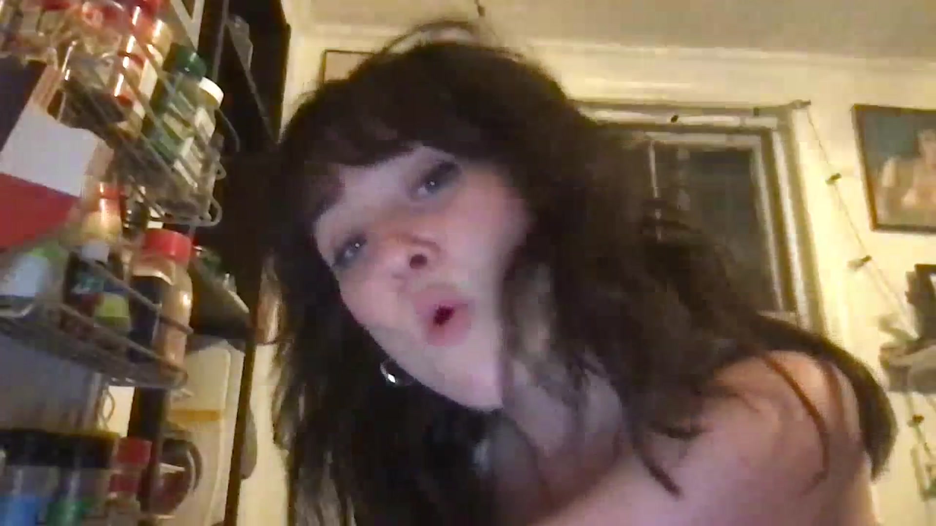 Gallery image thumbnail from JULI3TT3's myfreecams stream on, 07/04/2023, 06:26 image 2 of 20