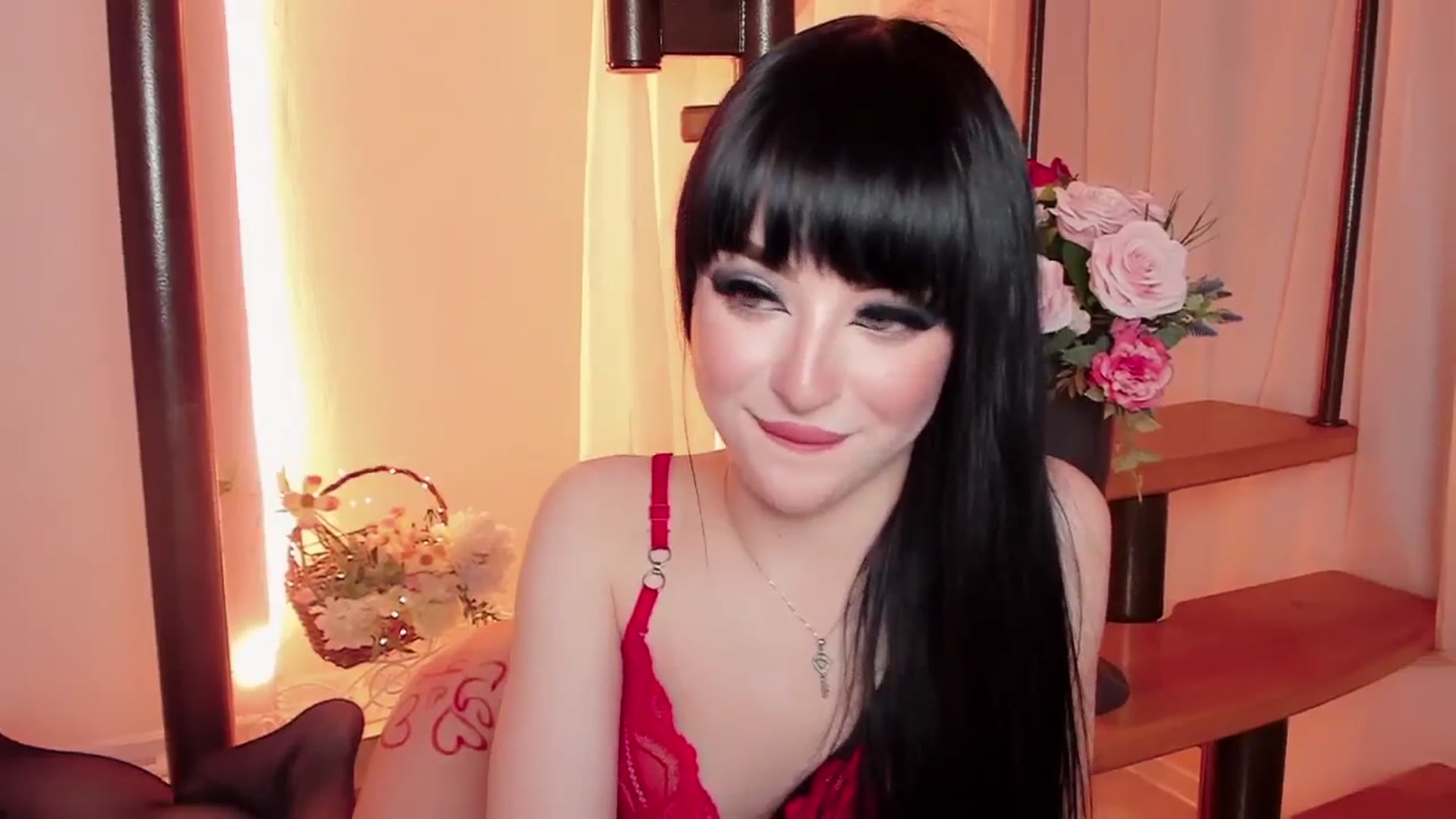 Gallery image thumbnail from JULIETPANTHER's myfreecams stream on, 09/22/2024, 01:18 image 2 of 20