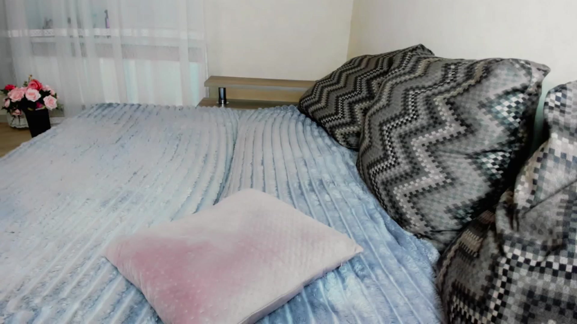 Gallery image thumbnail from JULIETPANTHER's myfreecams stream on, 04/21/2025, 22:20 image 9 of 20