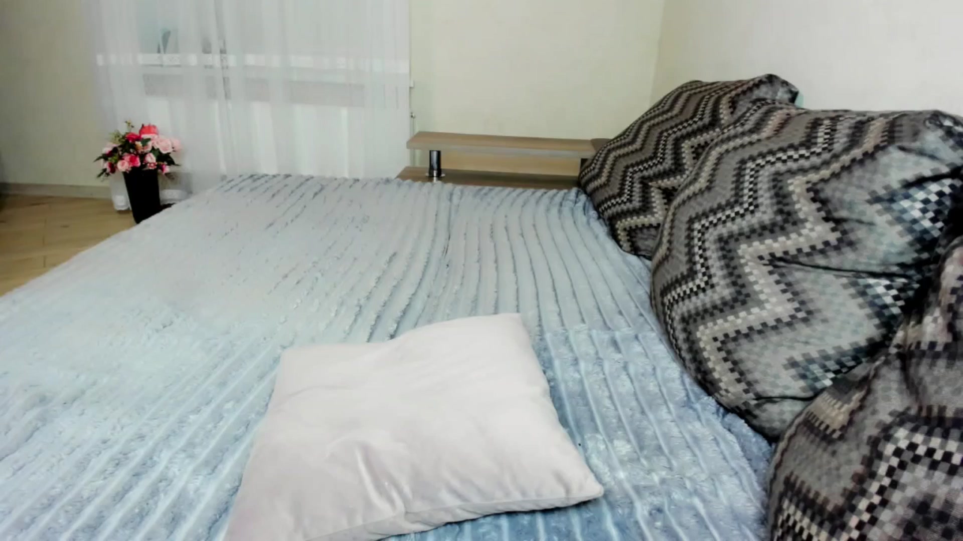 Gallery image thumbnail from JULIETPANTHER's myfreecams stream on, 05/01/2025, 22:01 image 8 of 20