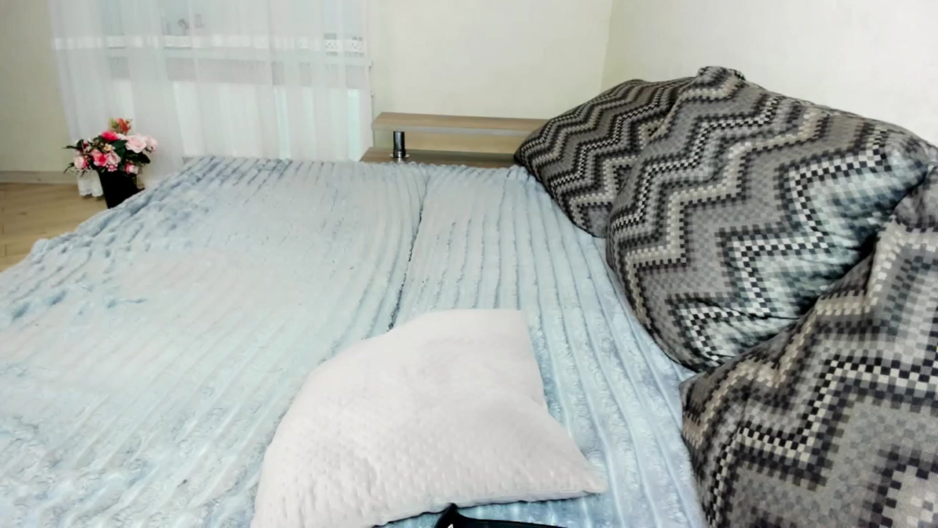 Gallery image thumbnail from JULIETPANTHER's myfreecams stream on, 06/04/2025, 23:53 image 11 of 20
