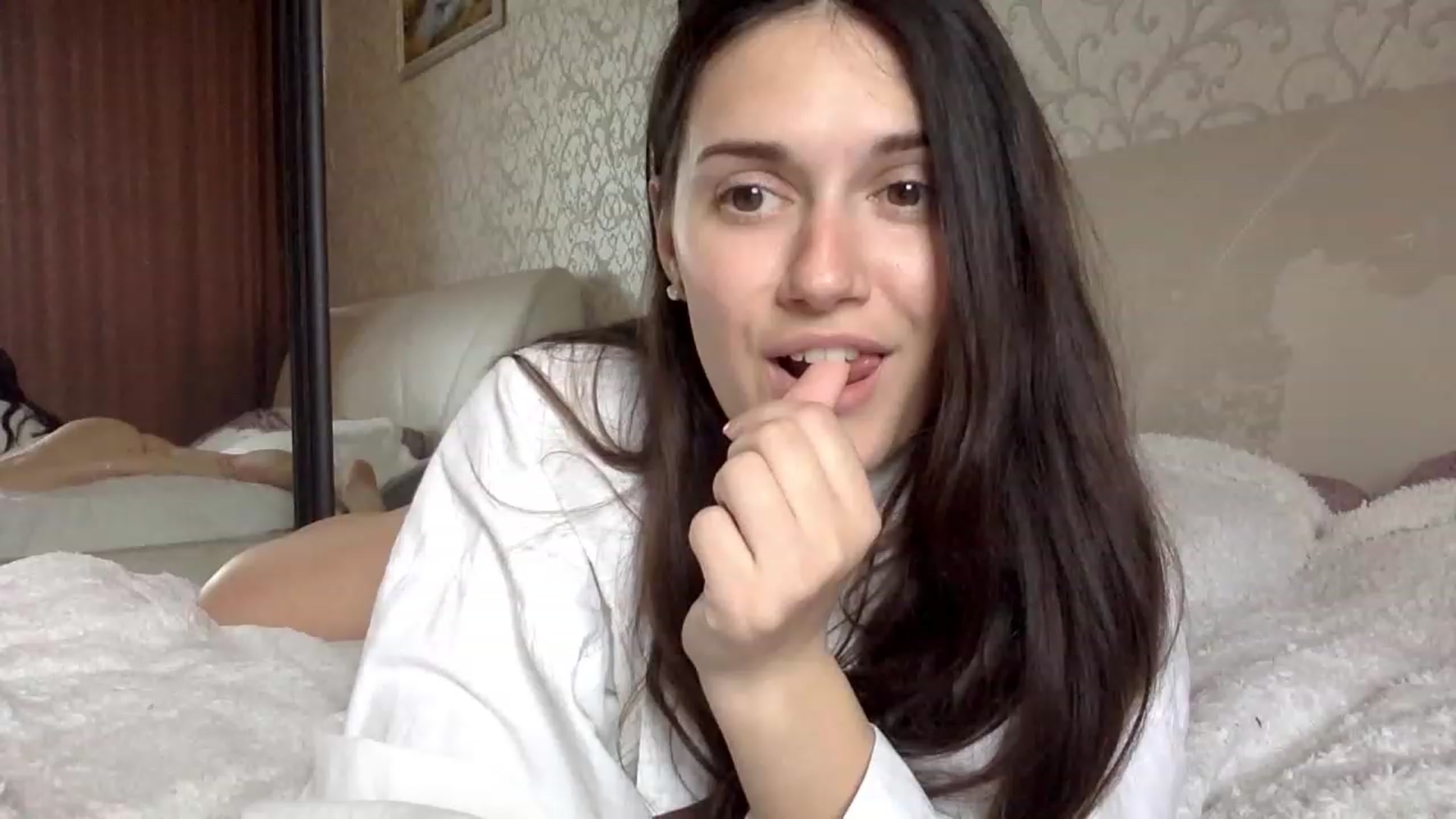 Gallery image thumbnail from JULLIA22's myfreecams stream on, 03/31/2023, 14:55 image 1 of 20
