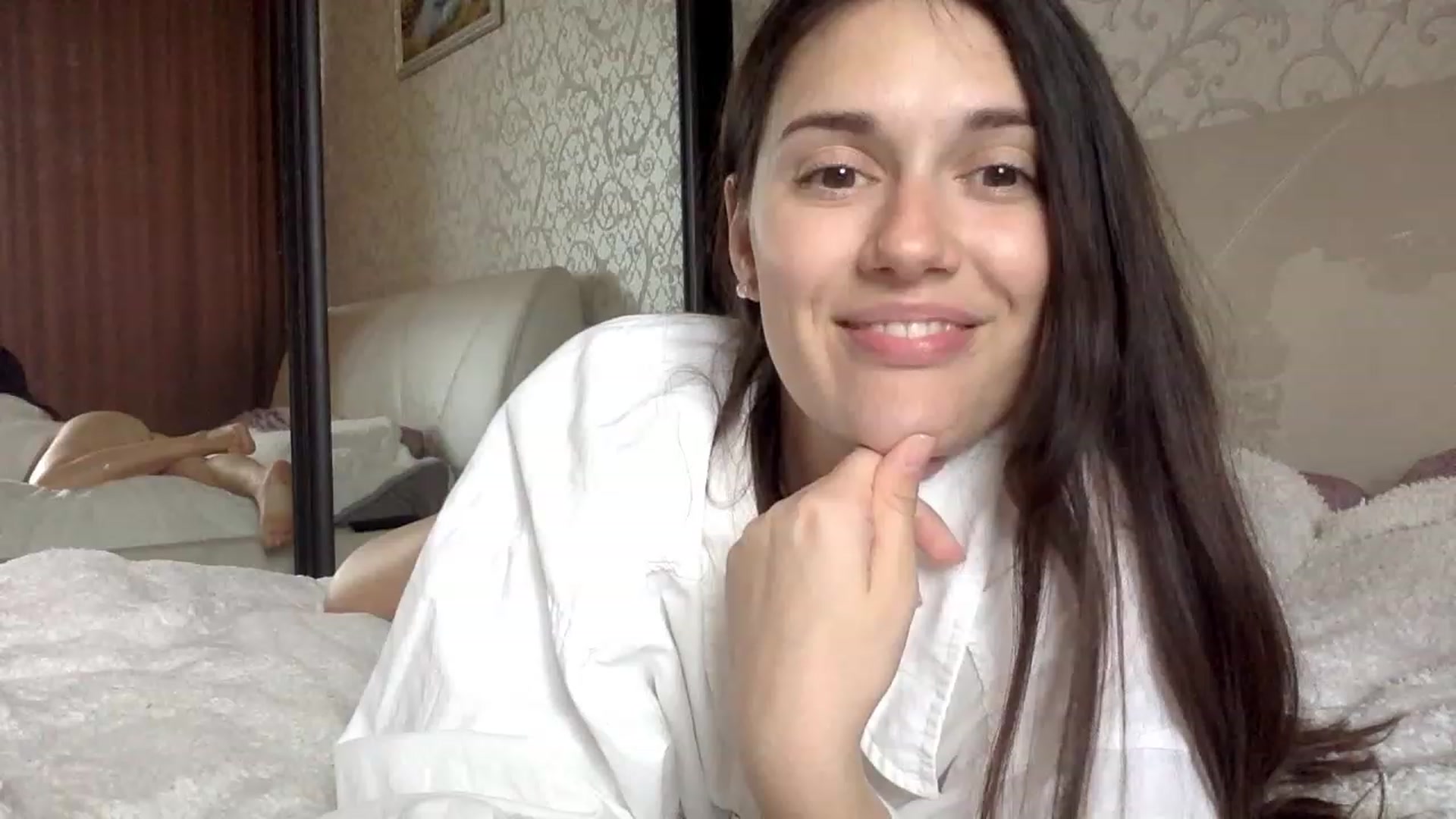 Gallery image thumbnail from JULLIA22's myfreecams stream on, 03/31/2023, 14:55 image 2 of 20