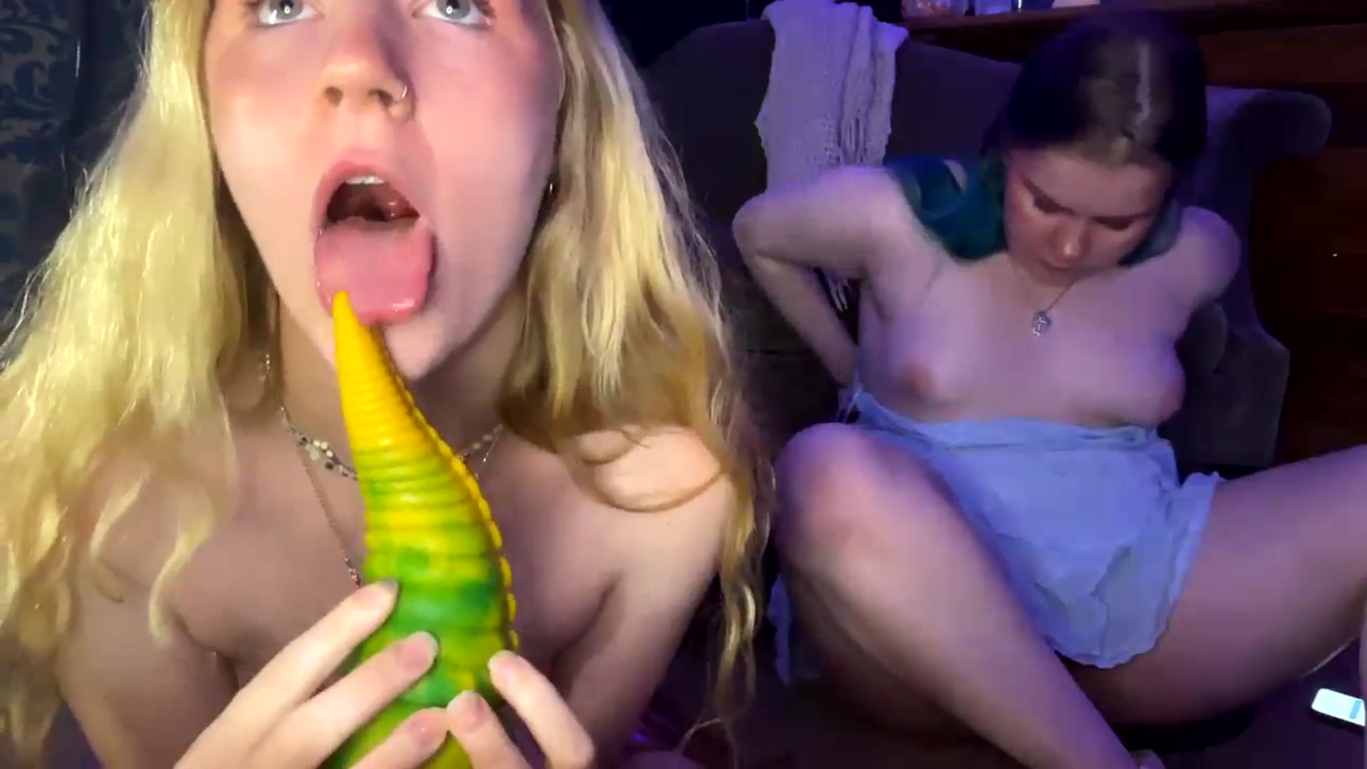 Gallery image thumbnail from Jackiebebe9's myfreecams stream on, 11/02/2024, 10:25 image 6 of 20