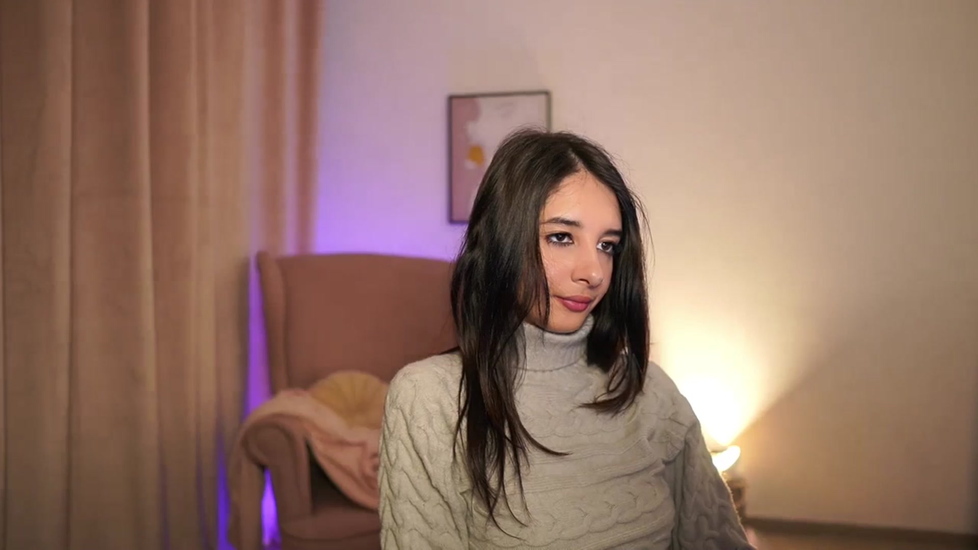 Gallery image thumbnail from Jacky__smith's myfreecams stream on, 04/10/2025, 08:42 image 16 of 20