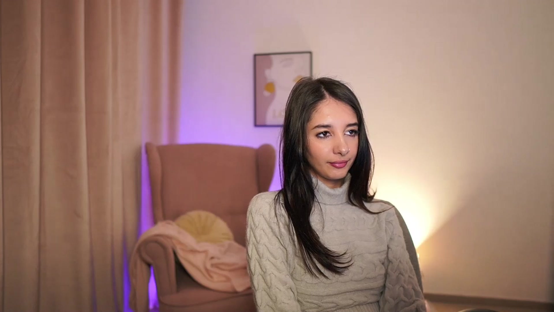Gallery image thumbnail from Jacky__smith's myfreecams stream on, 04/10/2025, 13:07 image 19 of 20