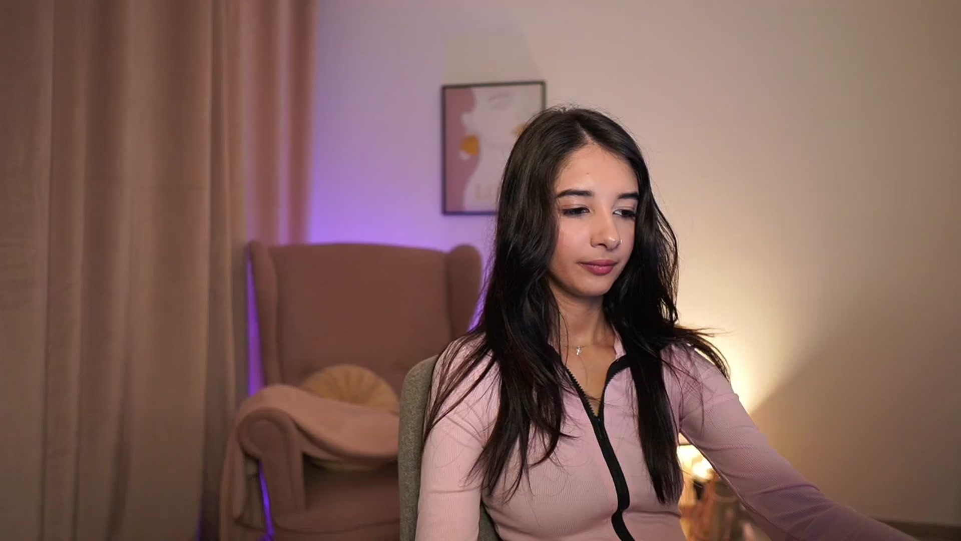 Gallery image thumbnail from Jacky__smith's myfreecams stream on, 04/11/2025, 08:28 image 9 of 20