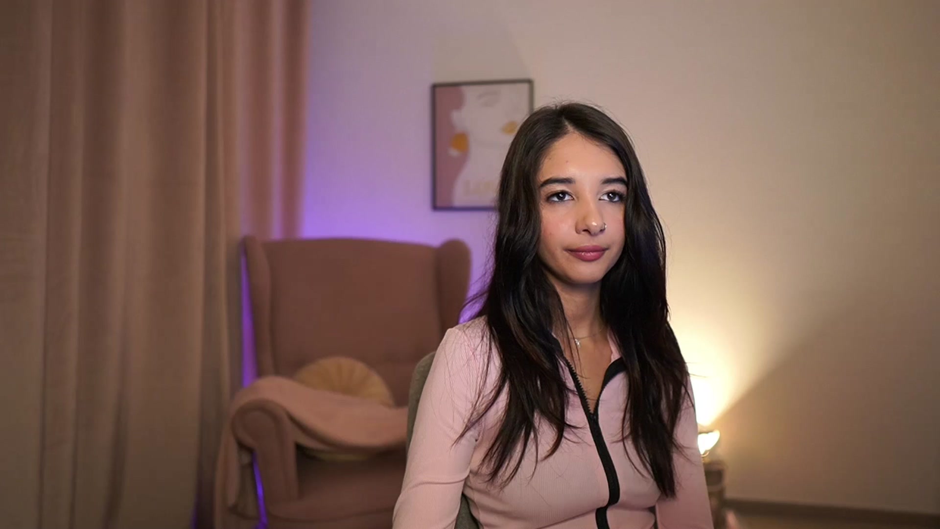 Gallery image thumbnail from Jacky__smith's myfreecams stream on, 04/11/2025, 08:28 image 13 of 20
