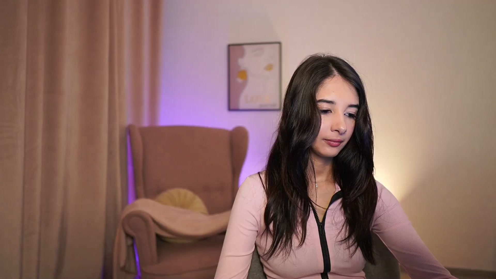 Gallery image thumbnail from Jacky__smith's myfreecams stream on, 04/11/2025, 08:42 image 7 of 20