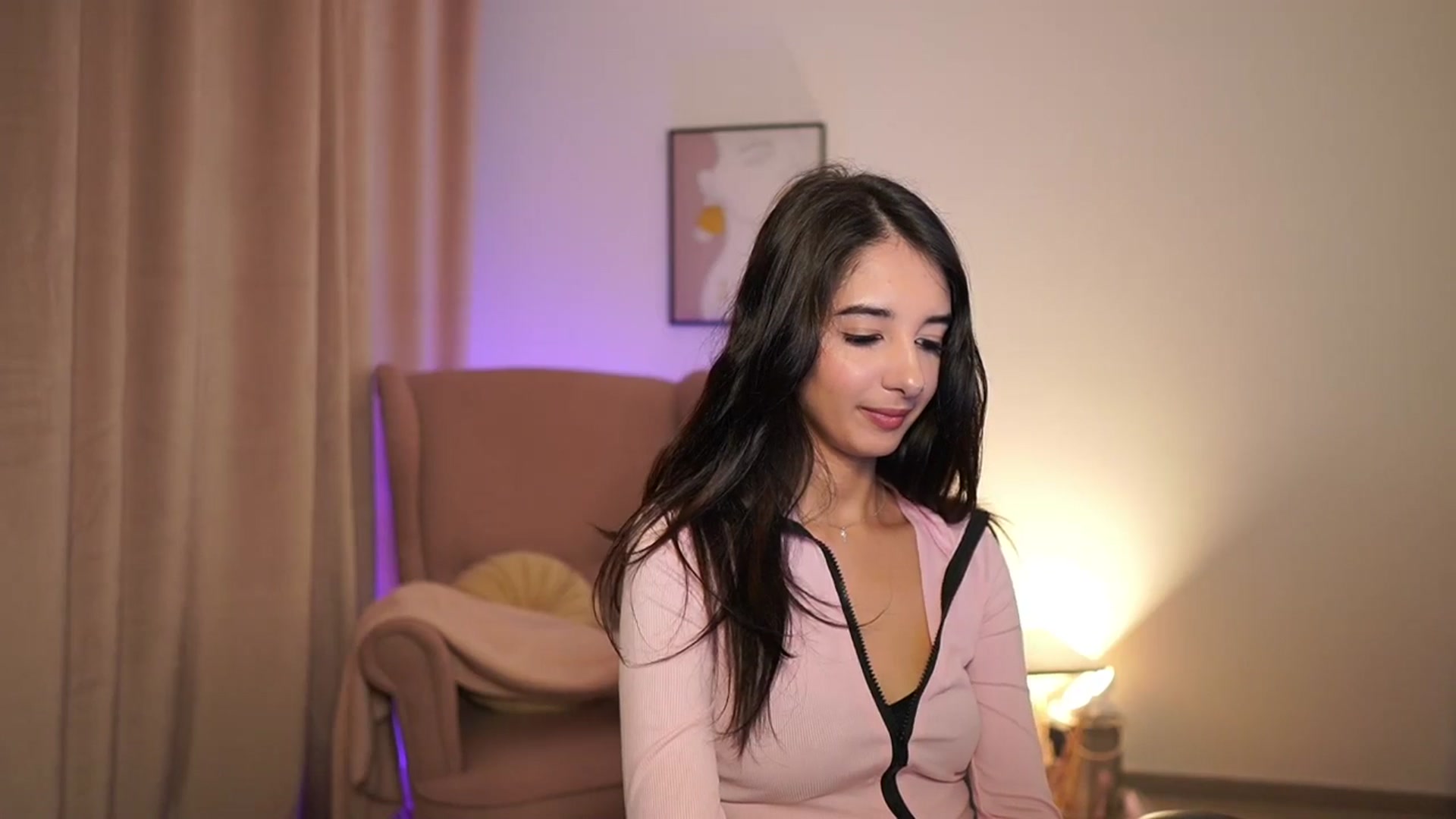 Gallery image thumbnail from Jacky__smith's myfreecams stream on, 04/11/2025, 09:34 image 6 of 20
