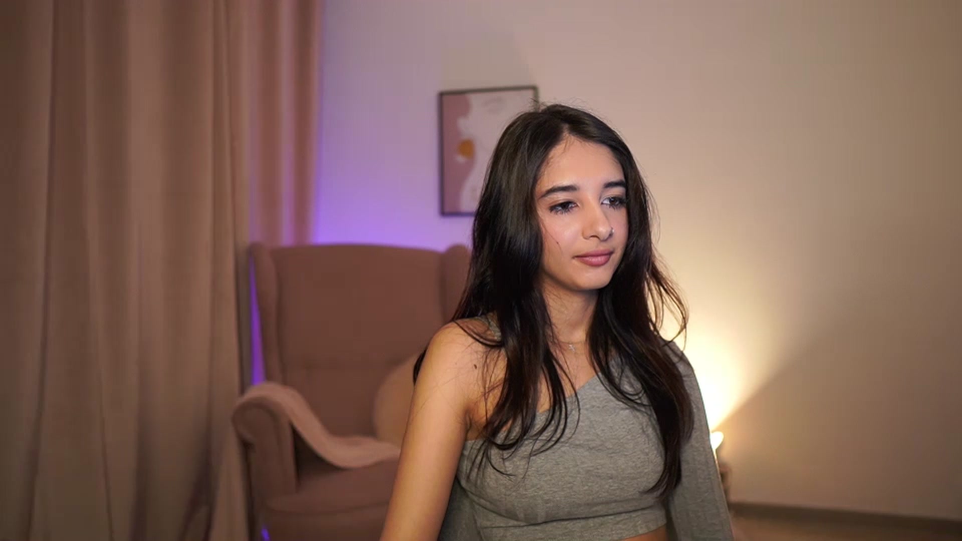 Gallery image thumbnail from Jacky__smith's myfreecams stream on, 04/14/2025, 08:41 image 6 of 20