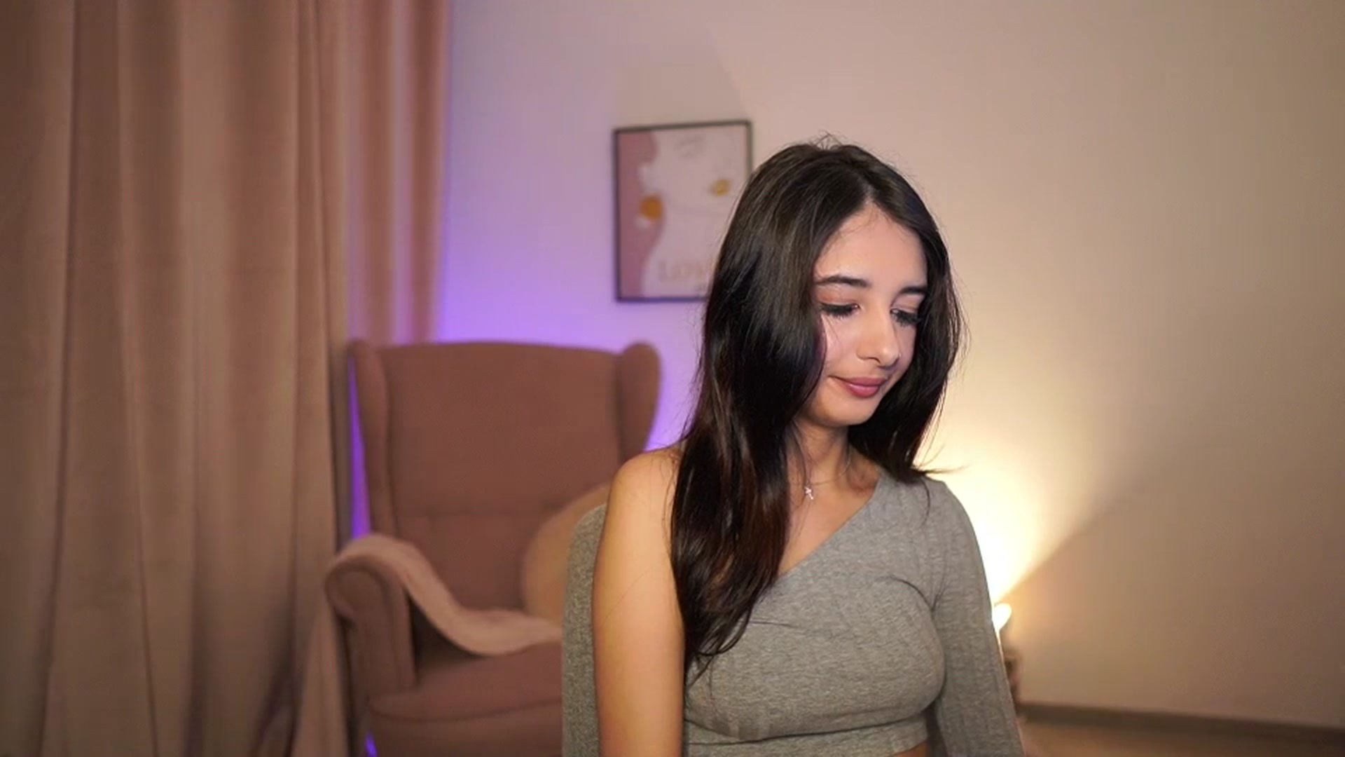 Gallery image thumbnail from Jacky__smith's myfreecams stream on, 04/14/2025, 08:41 image 7 of 20