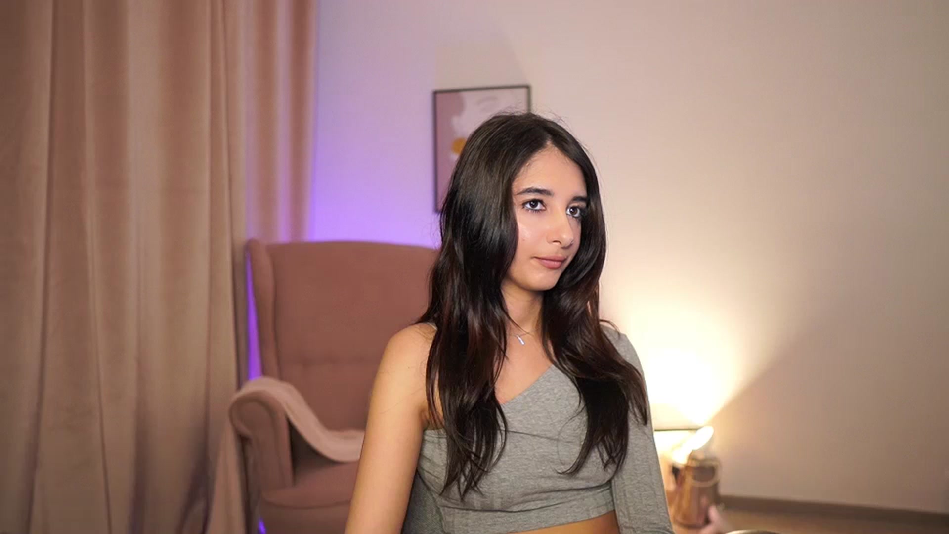 Gallery image thumbnail from Jacky__smith's myfreecams stream on, 04/14/2025, 10:02 image 2 of 20