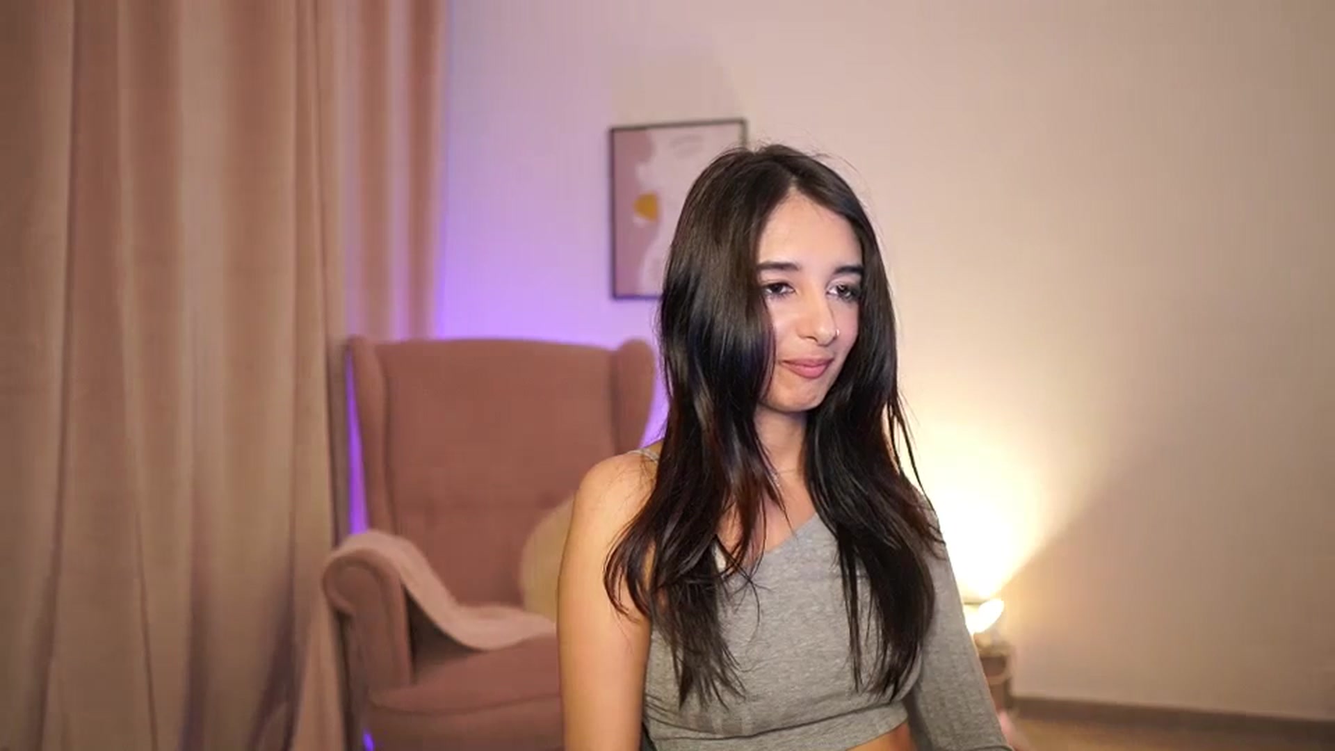 Gallery image thumbnail from Jacky__smith's myfreecams stream on, 04/14/2025, 11:02 image 17 of 20