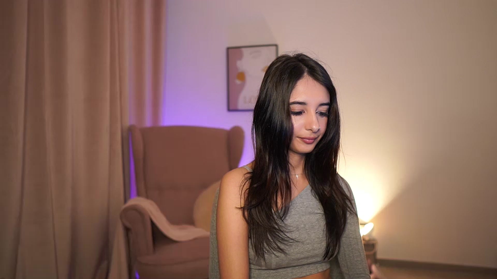 Gallery image thumbnail from Jacky__smith's myfreecams stream on, 04/14/2025, 11:02 image 10 of 20