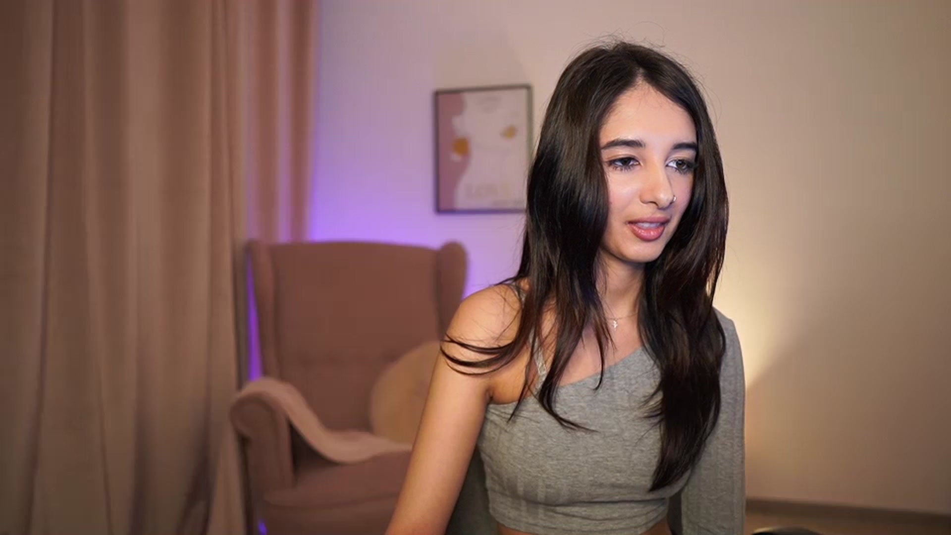 Gallery image thumbnail from Jacky__smith's myfreecams stream on, 04/14/2025, 12:43 image 2 of 20