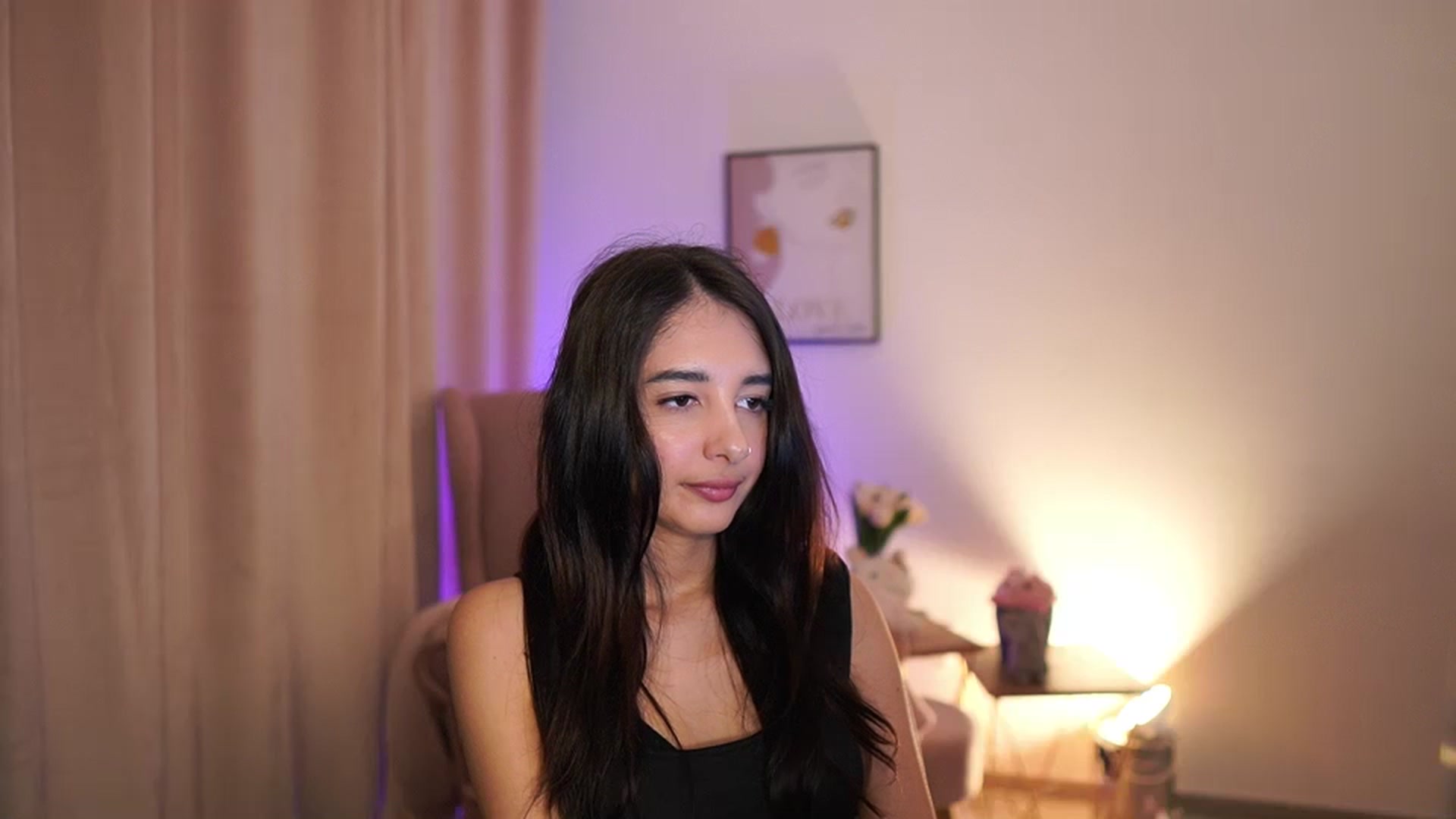 Gallery image thumbnail from Jacky__smith's myfreecams stream on, 04/20/2025, 09:53 image 19 of 20