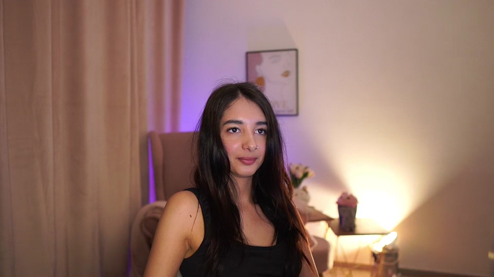 Gallery image thumbnail from Jacky__smith's myfreecams stream on, 04/20/2025, 11:49 image 19 of 20