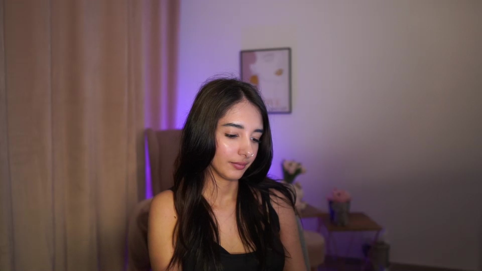 Gallery image thumbnail from Jacky__smith's myfreecams stream on, 04/20/2025, 14:51 image 1 of 20