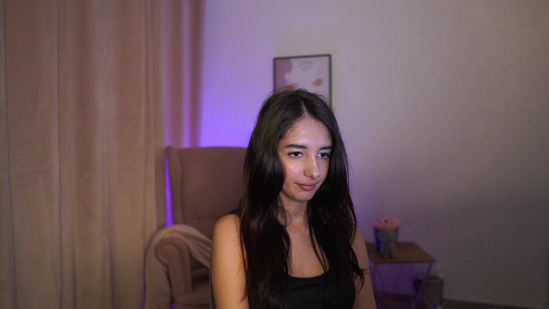 Gallery image thumbnail from Jacky__smith's myfreecams stream on, 04/20/2025, 14:51 image 17 of 20