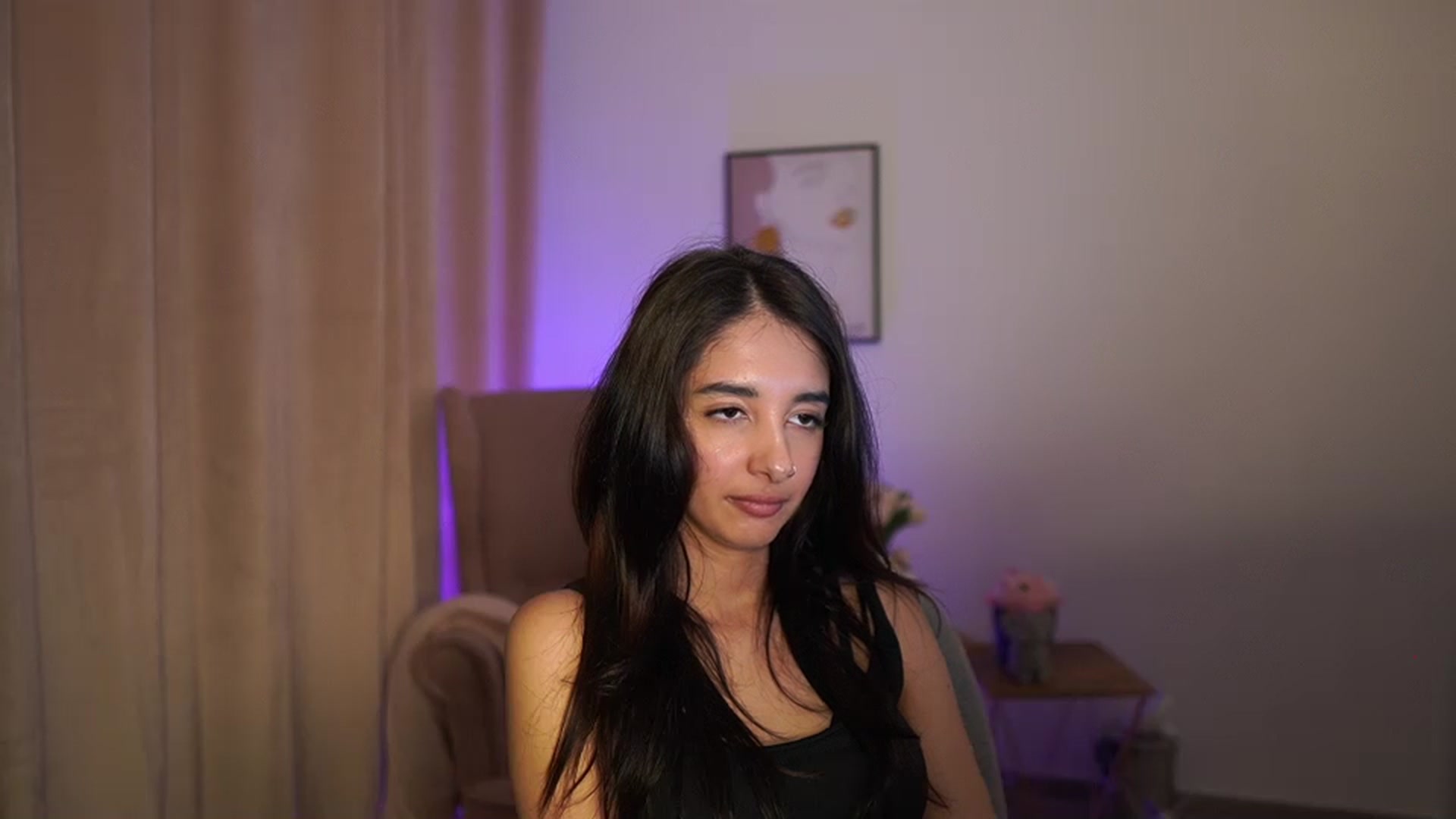 Gallery image thumbnail from Jacky__smith's myfreecams stream on, 04/20/2025, 15:35 image 11 of 20