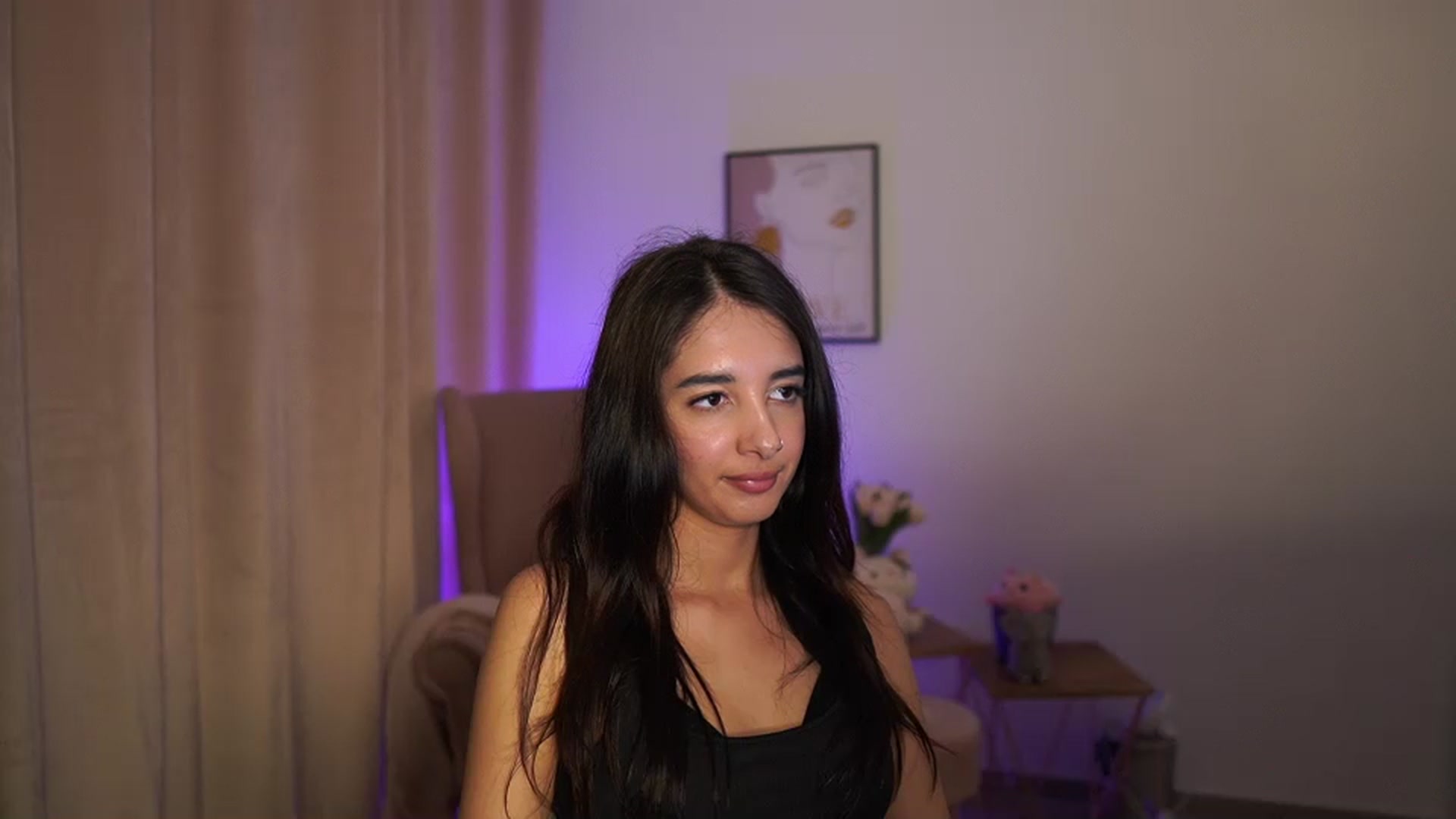 Gallery image thumbnail from Jacky__smith's myfreecams stream on, 04/20/2025, 17:03 image 6 of 20