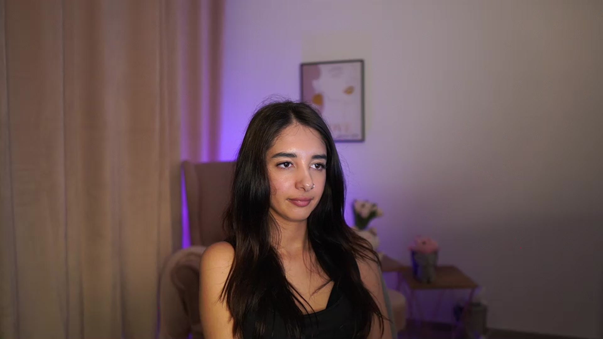 Gallery image thumbnail from Jacky__smith's myfreecams stream on, 04/20/2025, 17:03 image 15 of 20