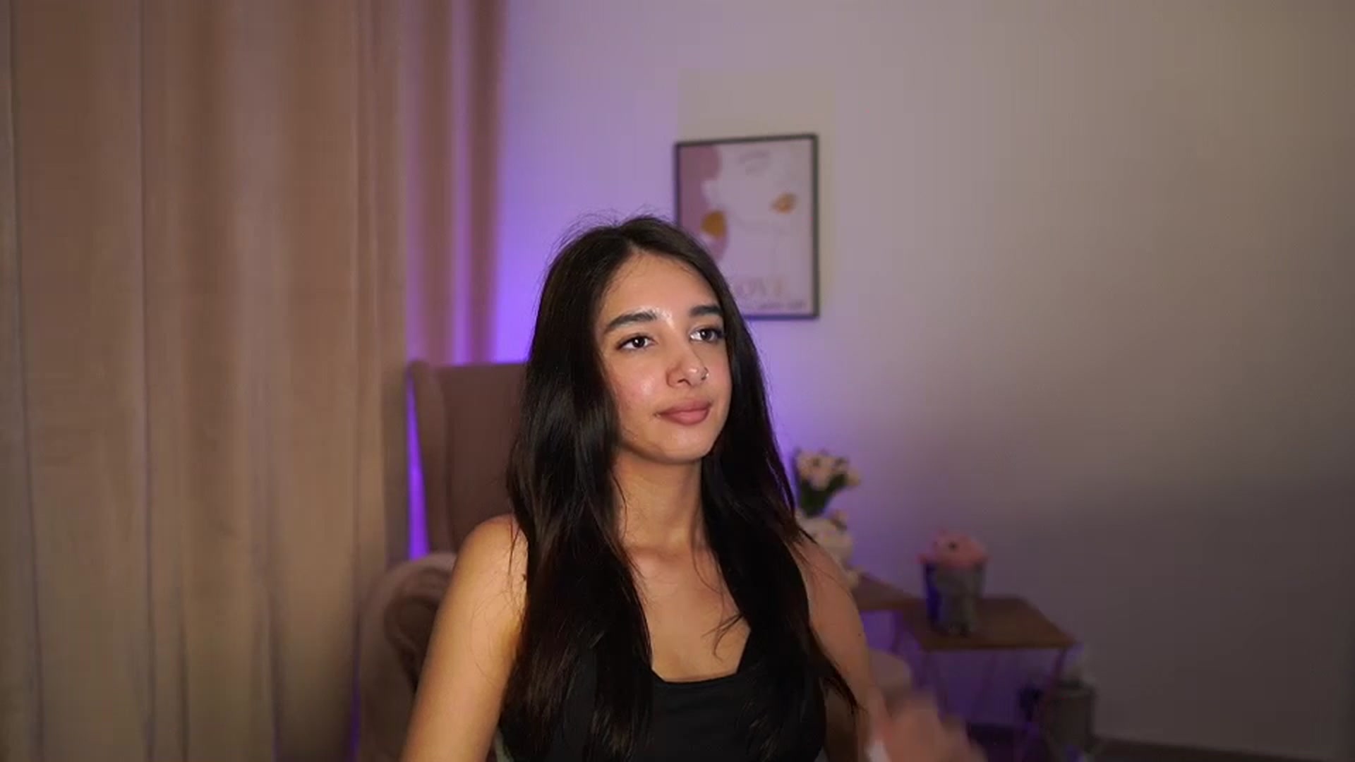Gallery image thumbnail from Jacky__smith's myfreecams stream on, 04/20/2025, 17:03 image 2 of 20